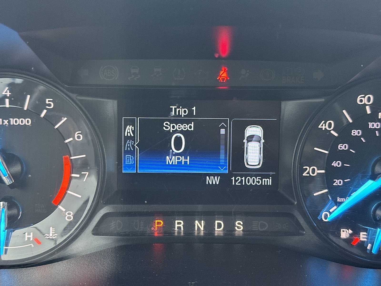 Thumbnail: 2016 Ford Explorer - 10