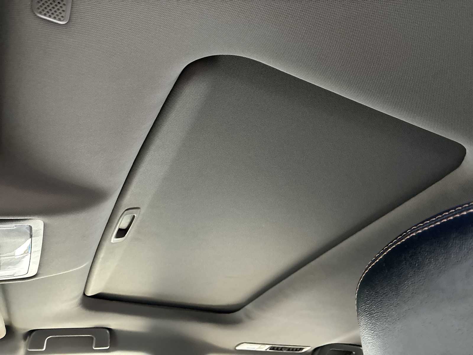 Thumbnail: 2019 Toyota Highlander - 16