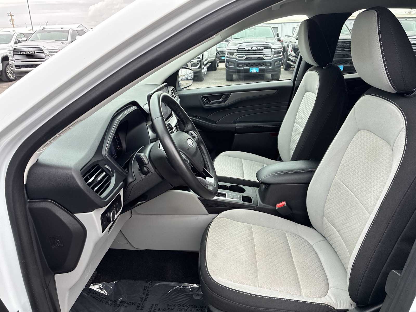 Thumbnail: 2023 Ford Escape - 13