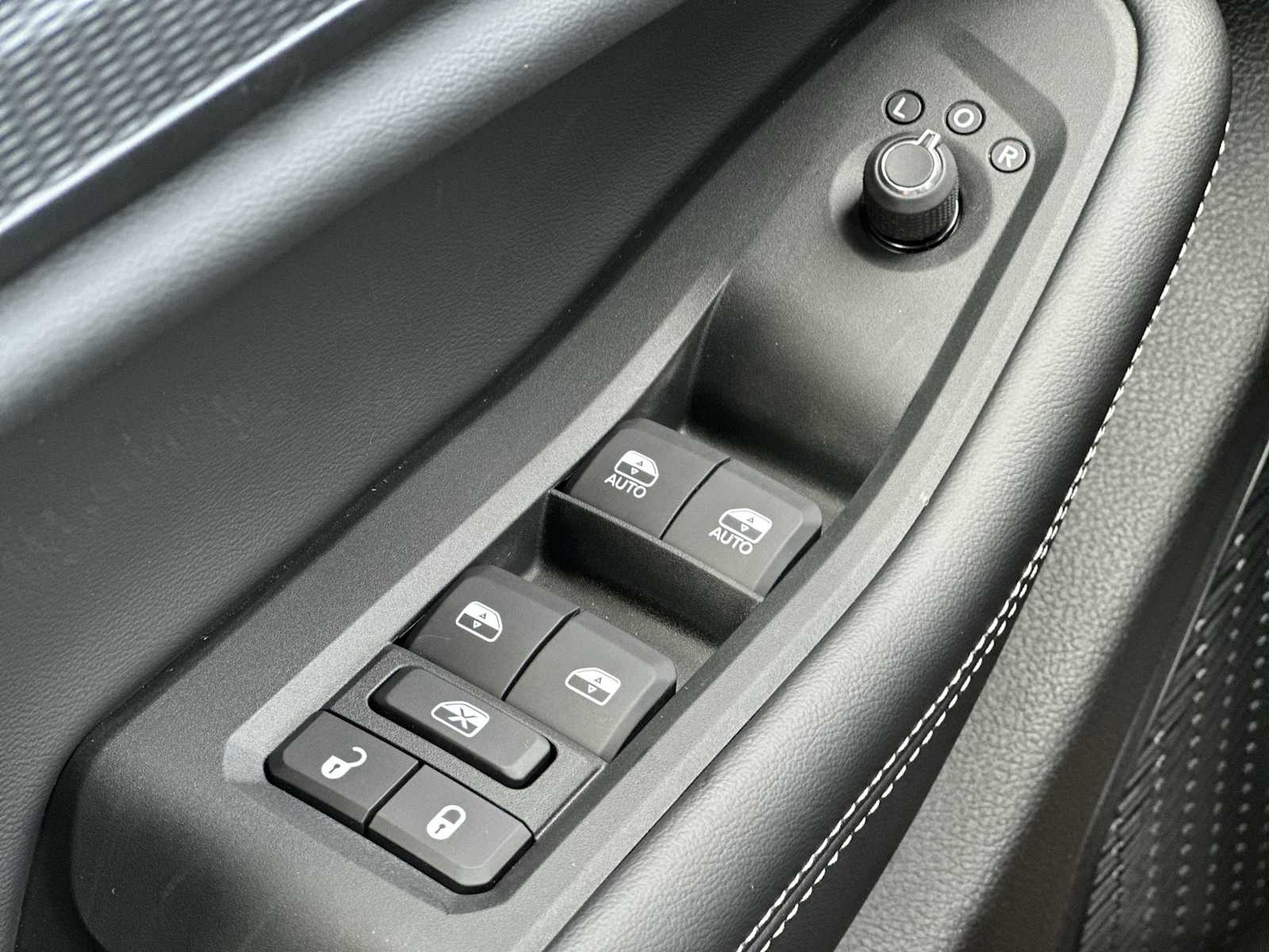 Thumbnail: 2025 Jeep Grand Cherokee - 15