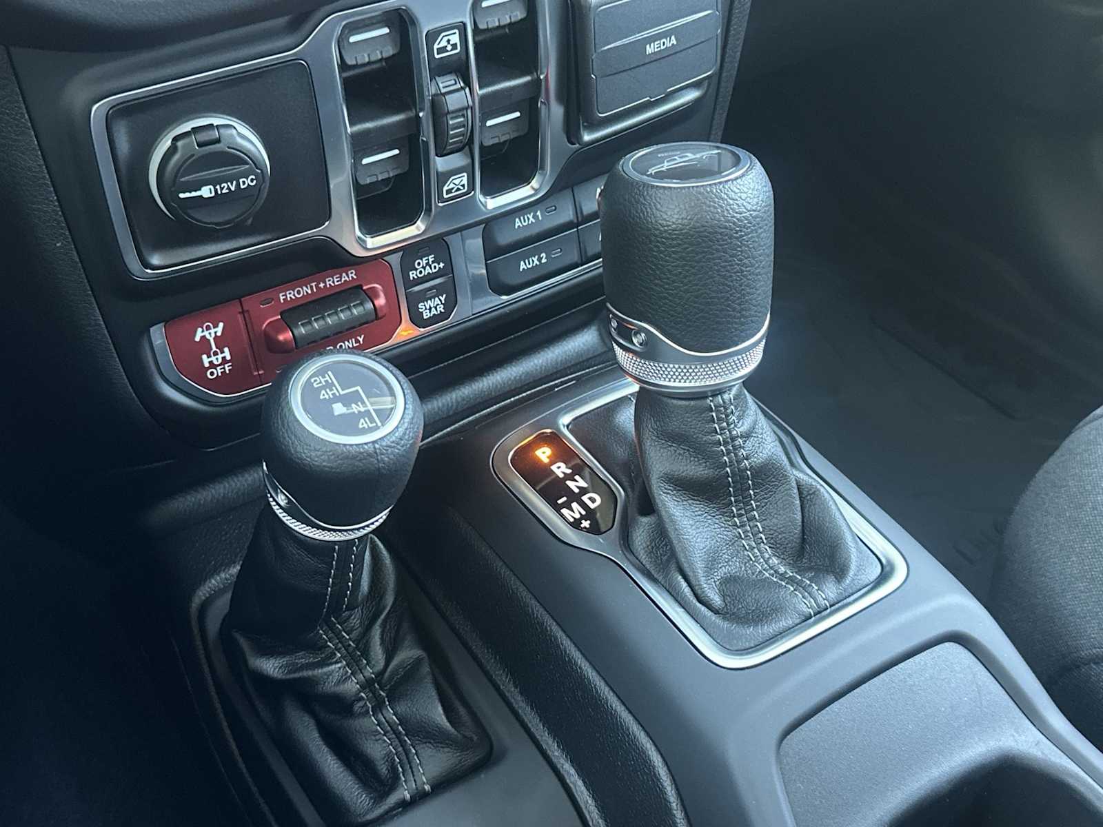 Thumbnail: 2025 Jeep Gladiator - 20