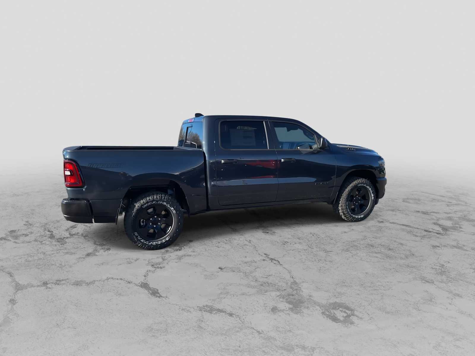 Thumbnail: 2026 RAM 1500 - 9