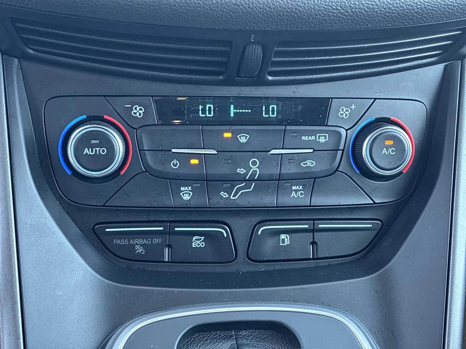 Thumbnail: 2017 Ford C-Max - 16