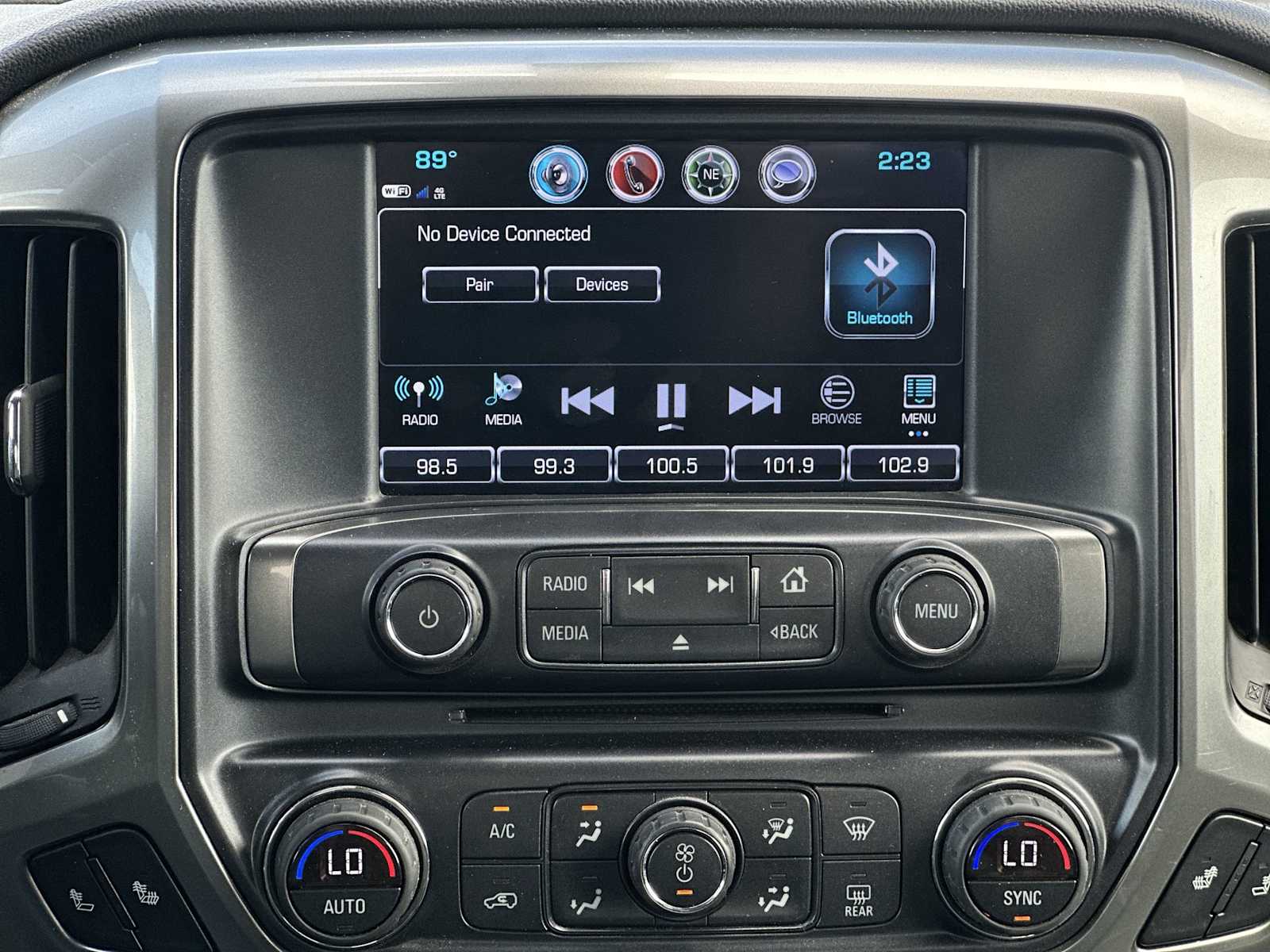 Thumbnail: 2018 Chevrolet Silverado 1500 - 12