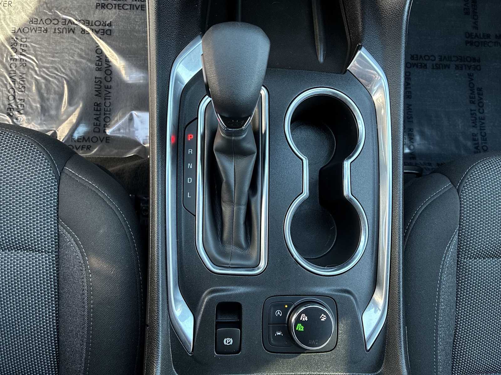 Thumbnail: 2022 Chevrolet Traverse - 21