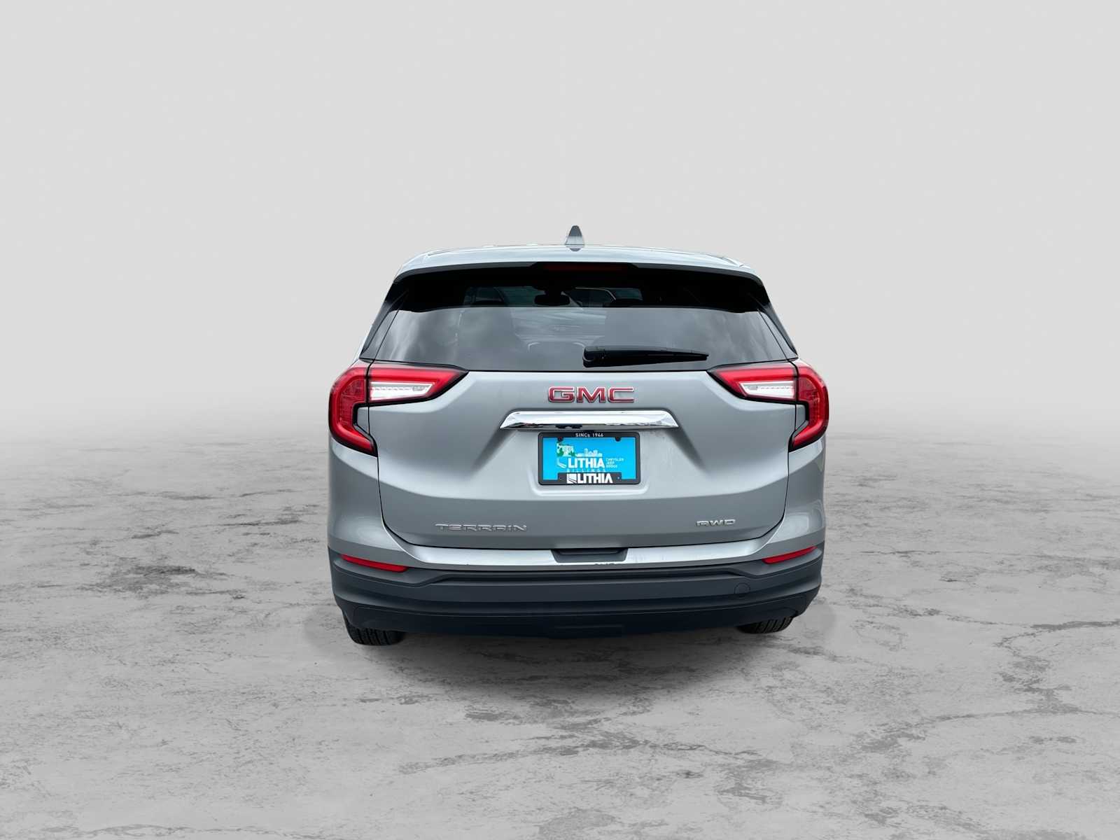 Thumbnail: 2024 GMC Terrain - 7