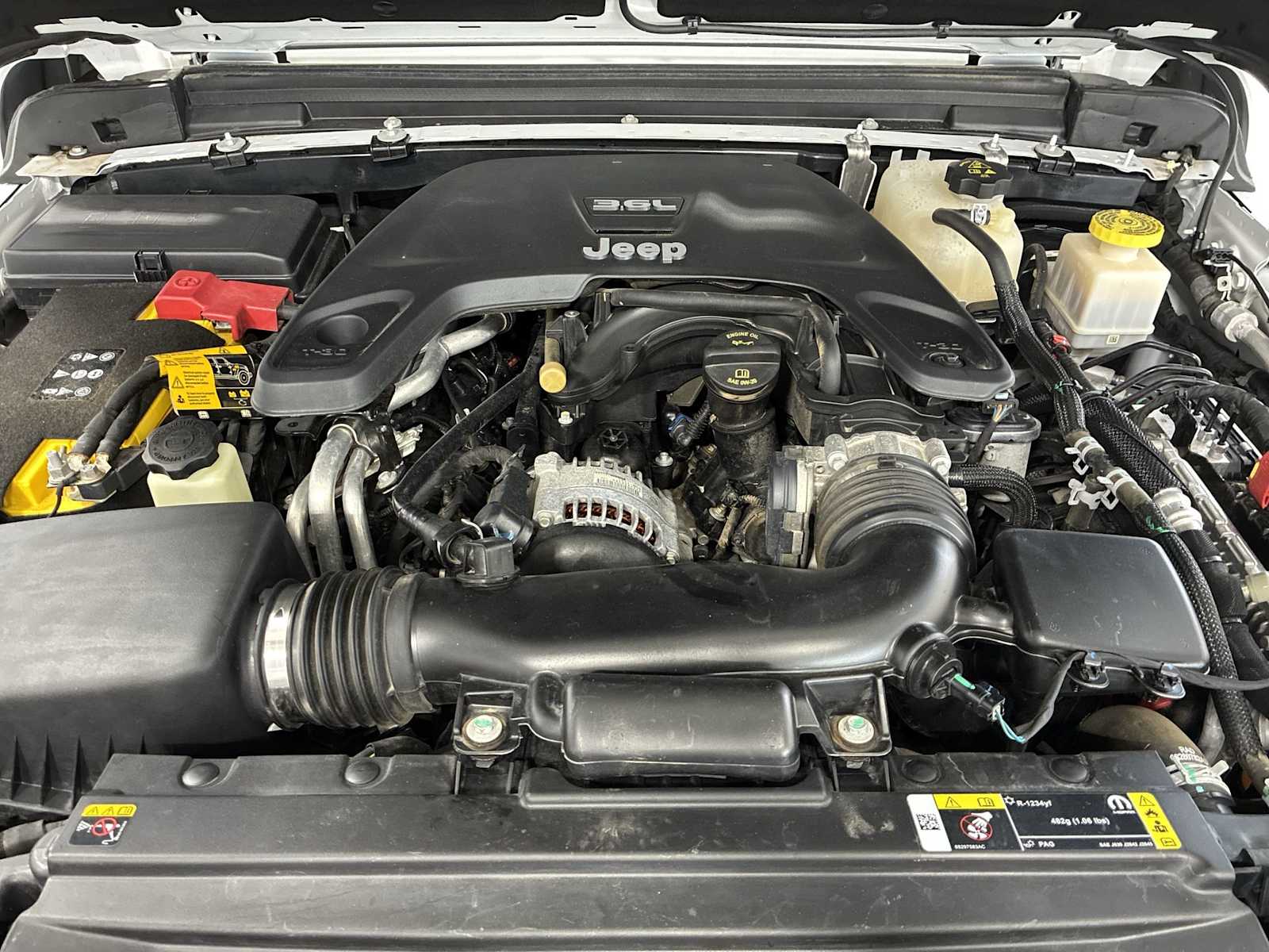 Thumbnail: 2021 Jeep Gladiator - 18