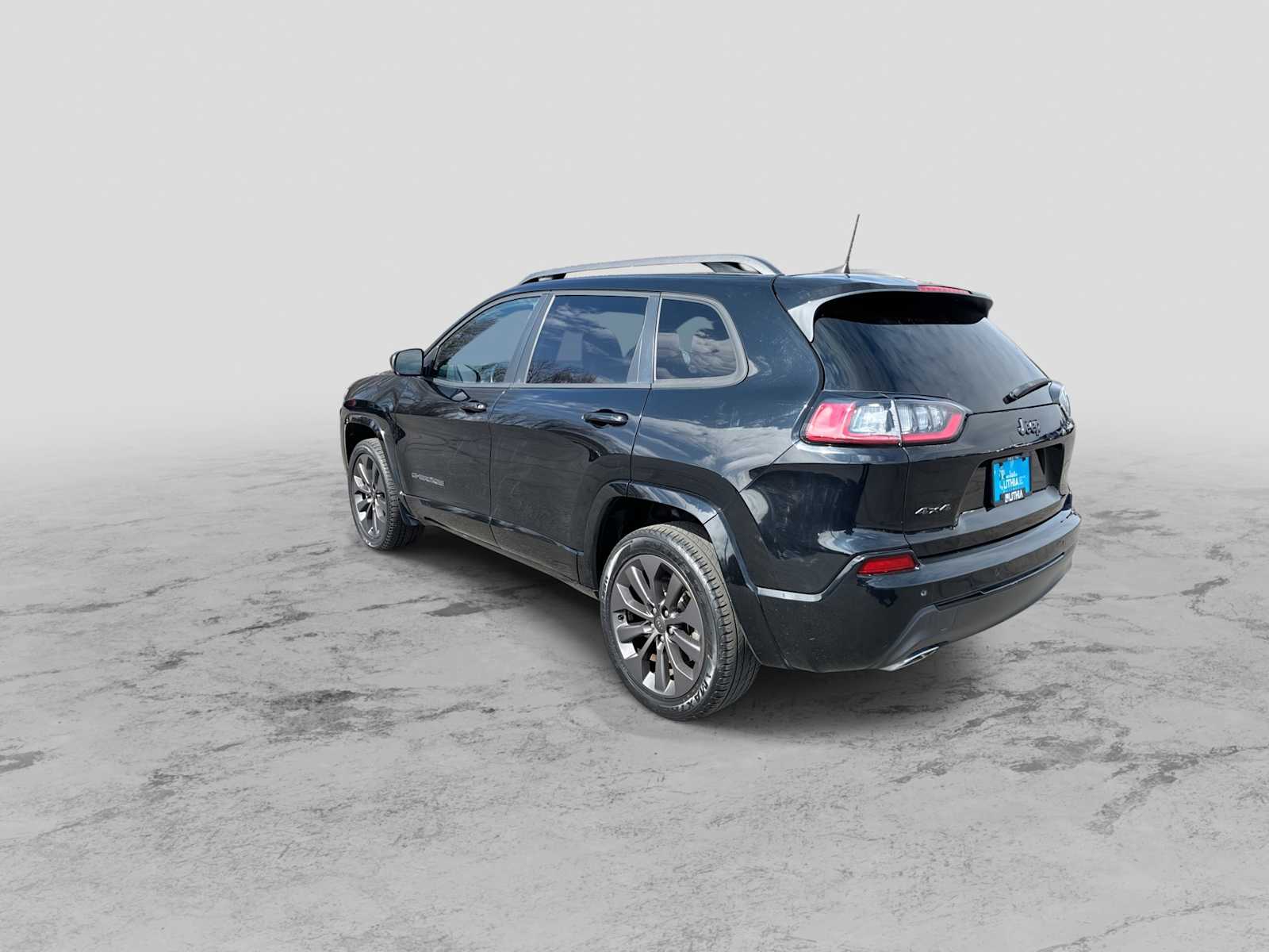 Thumbnail: 2019 Jeep Cherokee - 6