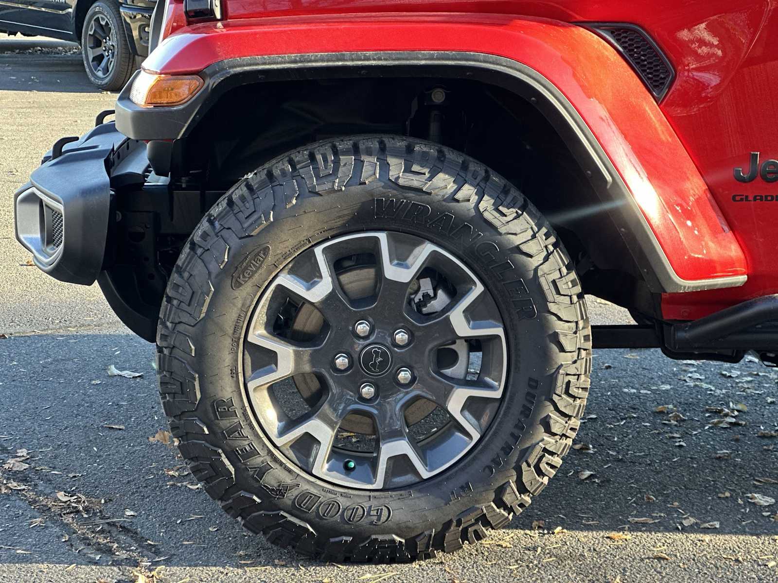 Thumbnail: 2025 Jeep Gladiator - 17