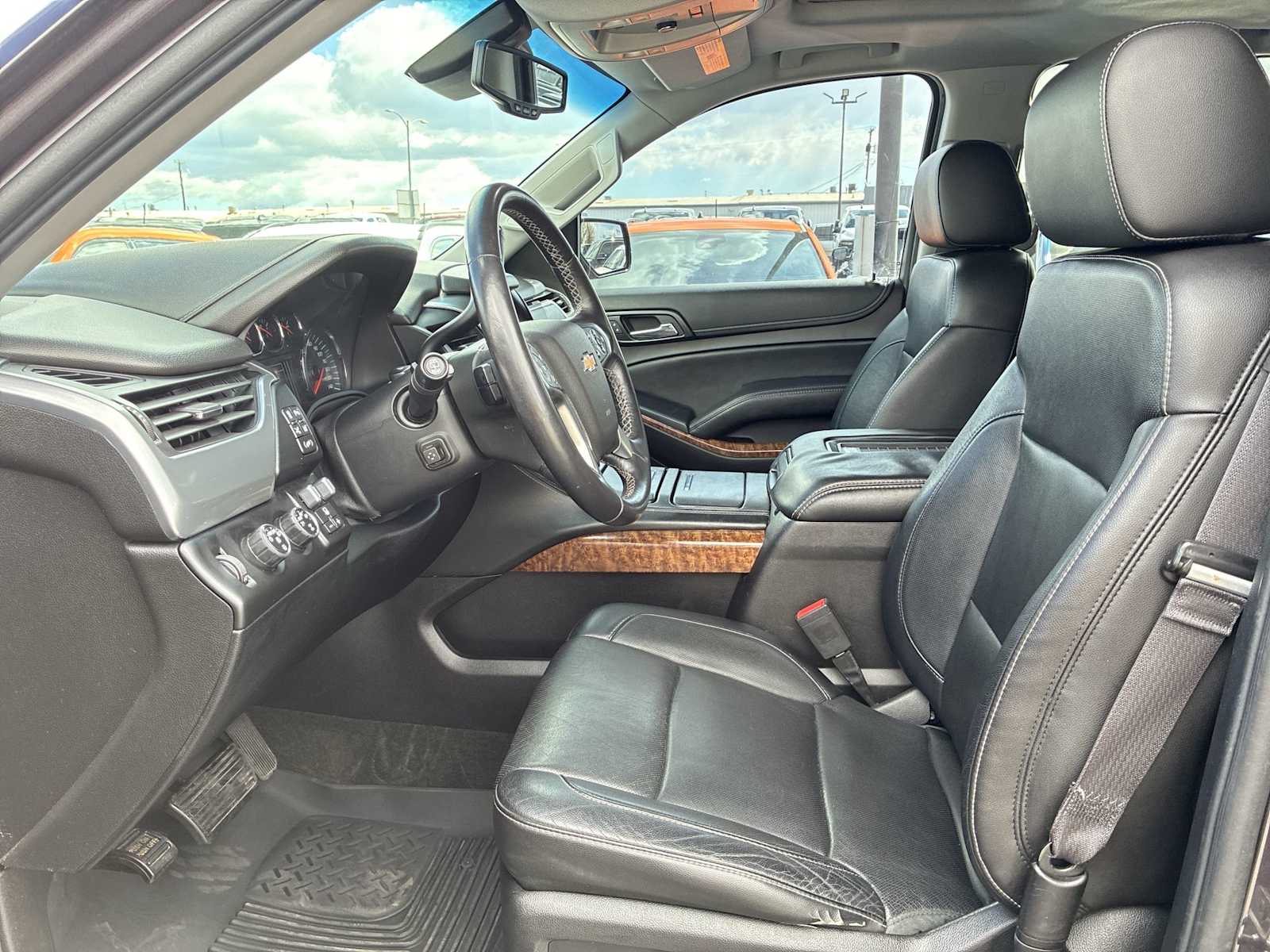Thumbnail: 2015 Chevrolet Suburban - 13
