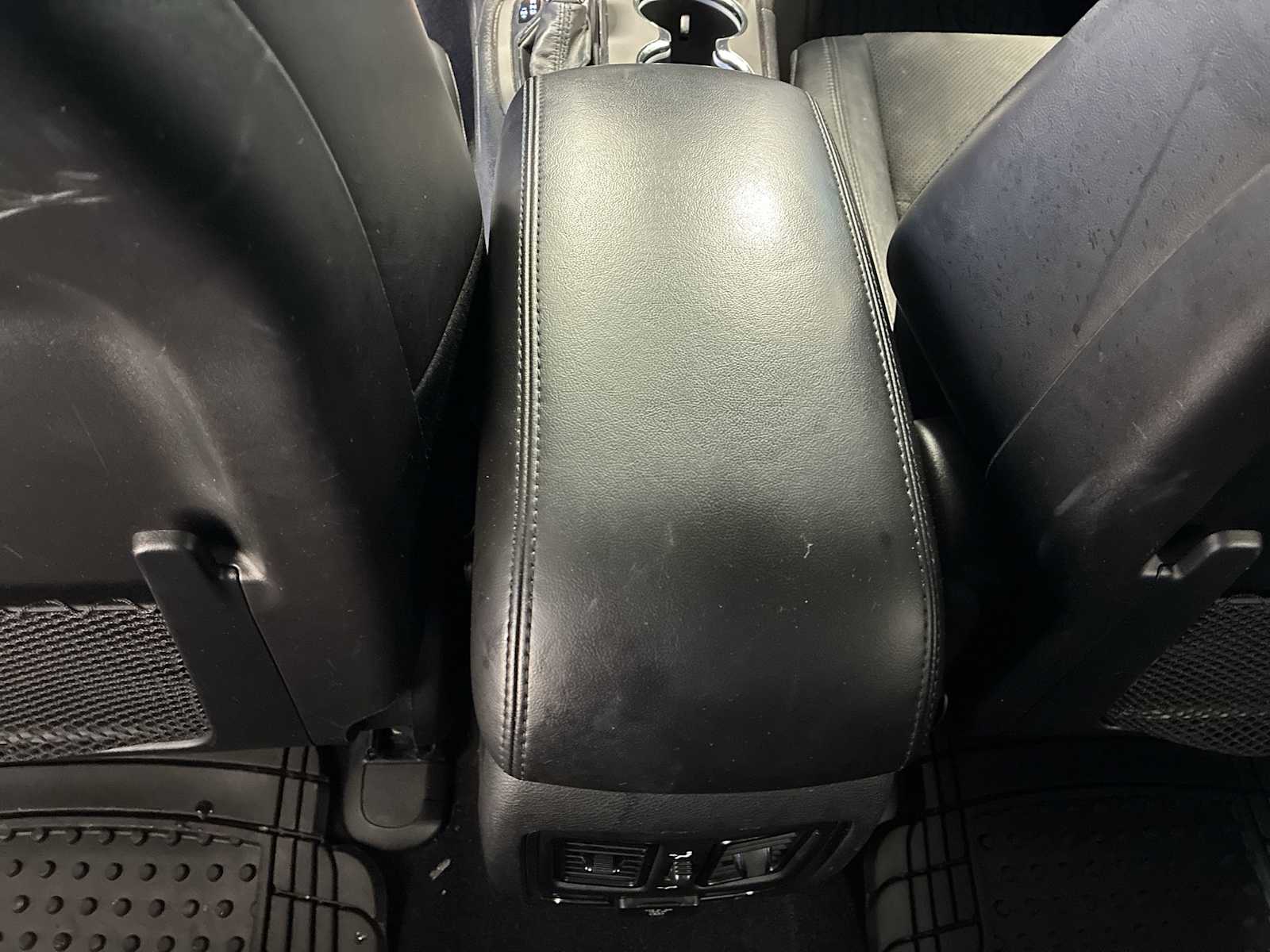 Thumbnail: 2021 Jeep Grand Cherokee - 22