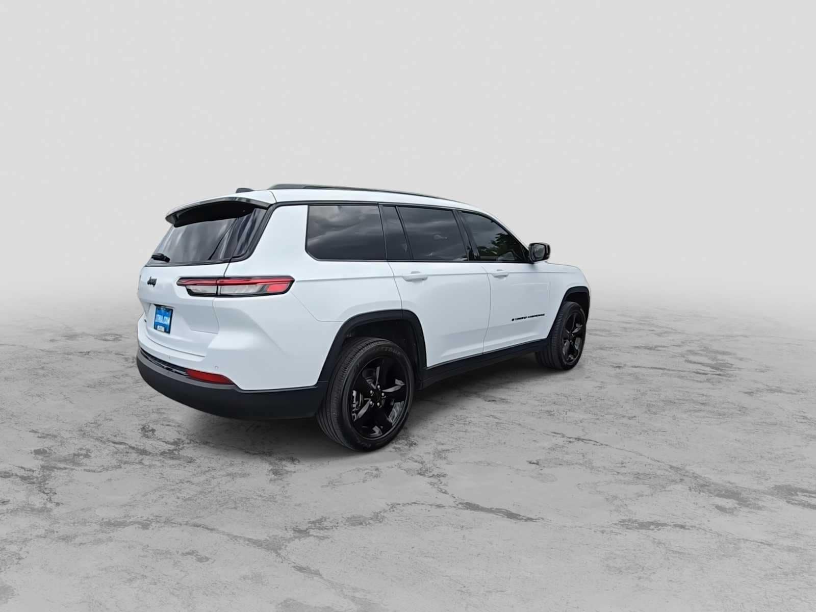 Thumbnail: 2023 Jeep Grand Cherokee - 8