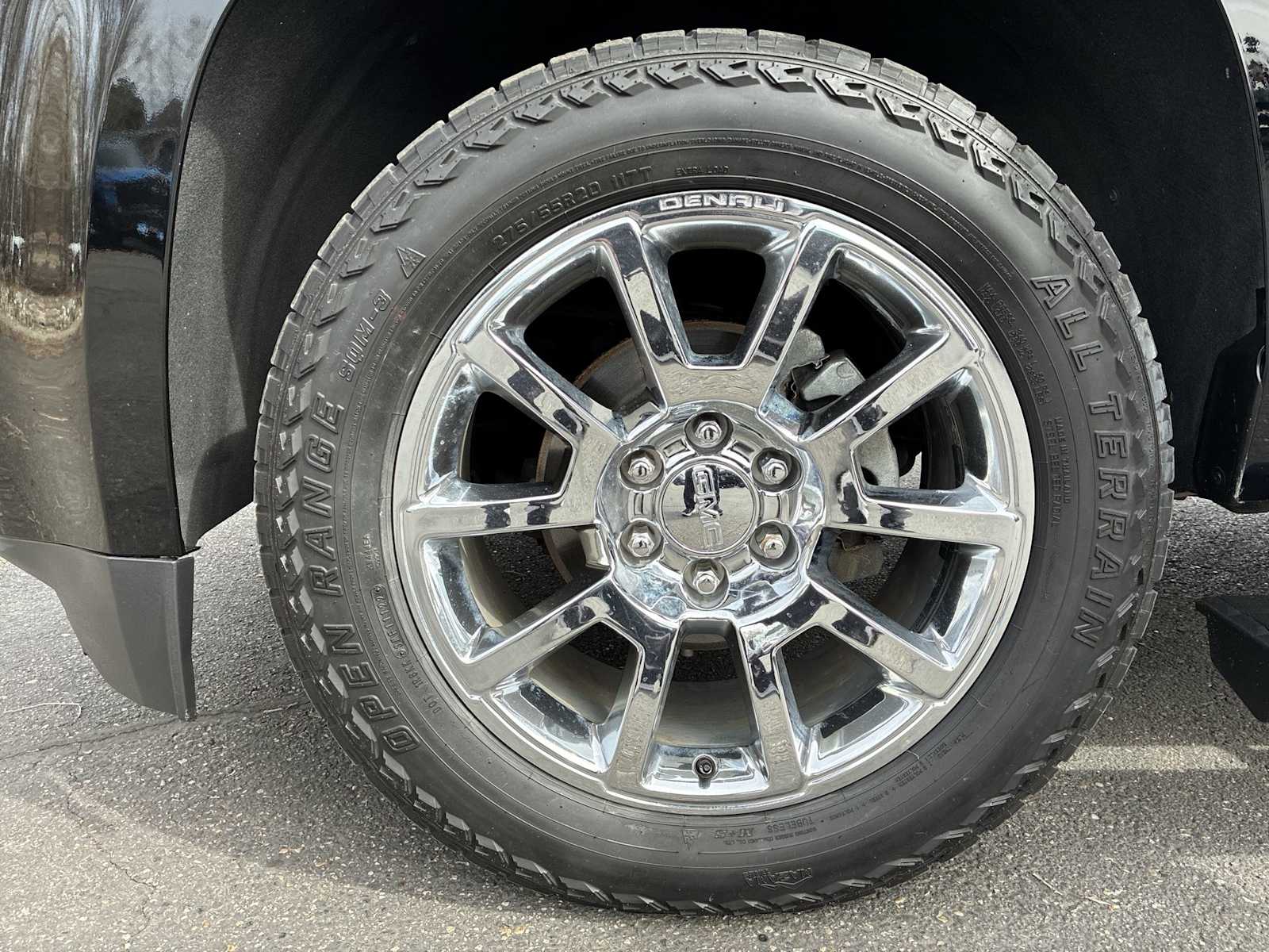 Thumbnail: 2018 GMC Yukon XL - 19