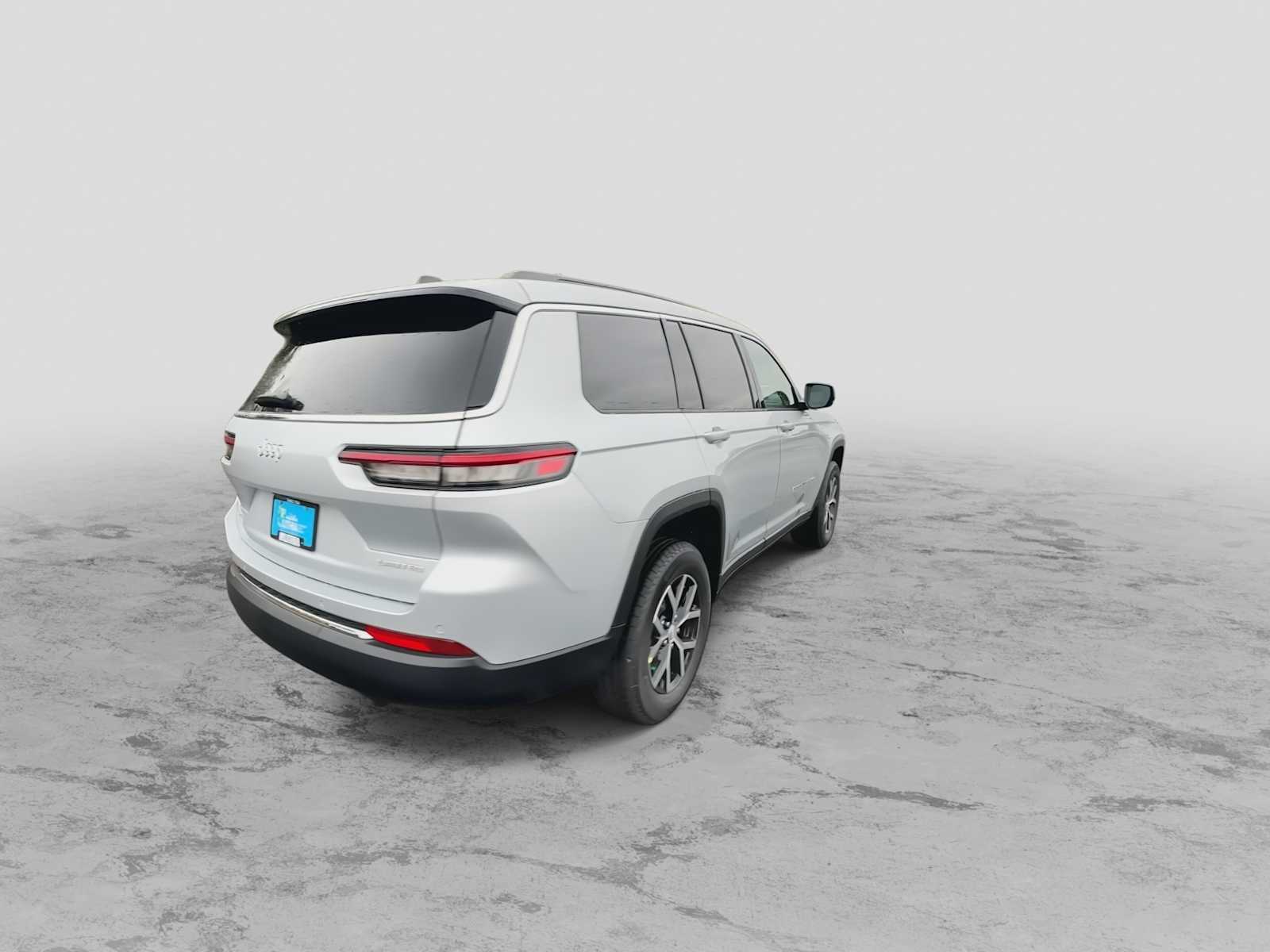 Thumbnail: 2025 Jeep Grand Cherokee - 8