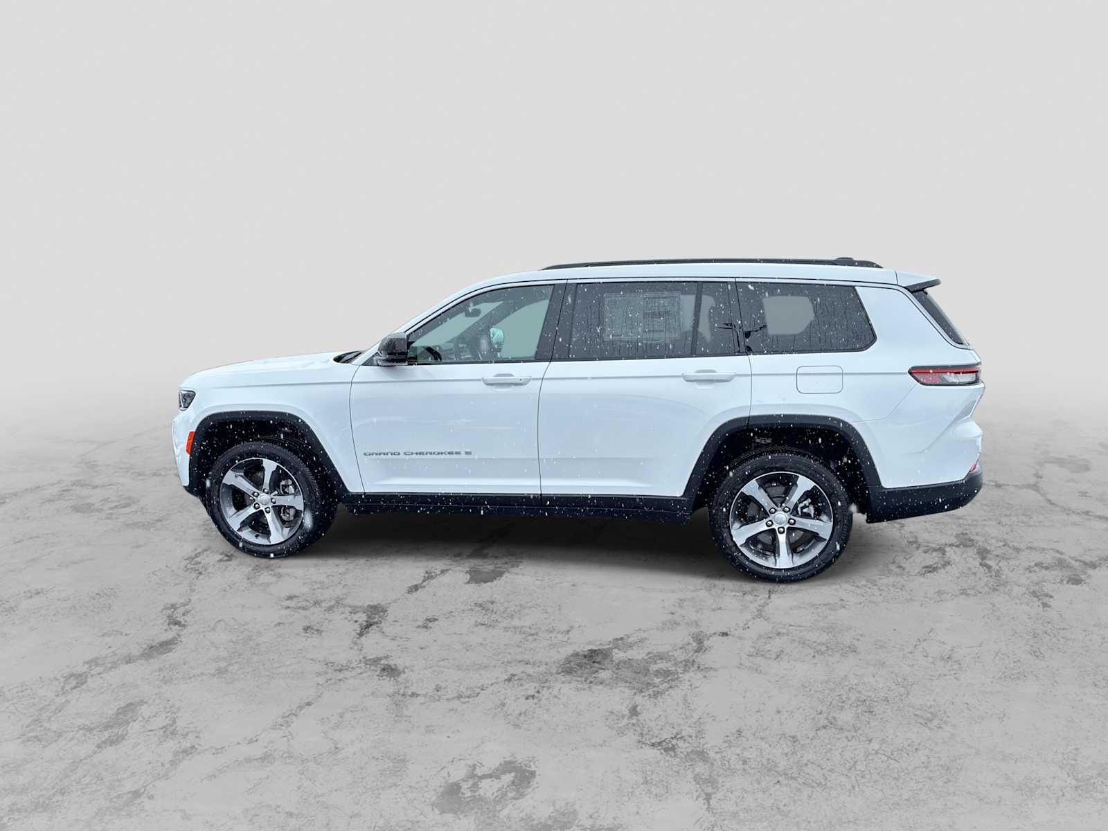 Thumbnail: 2026 Jeep Grand Cherokee - 5