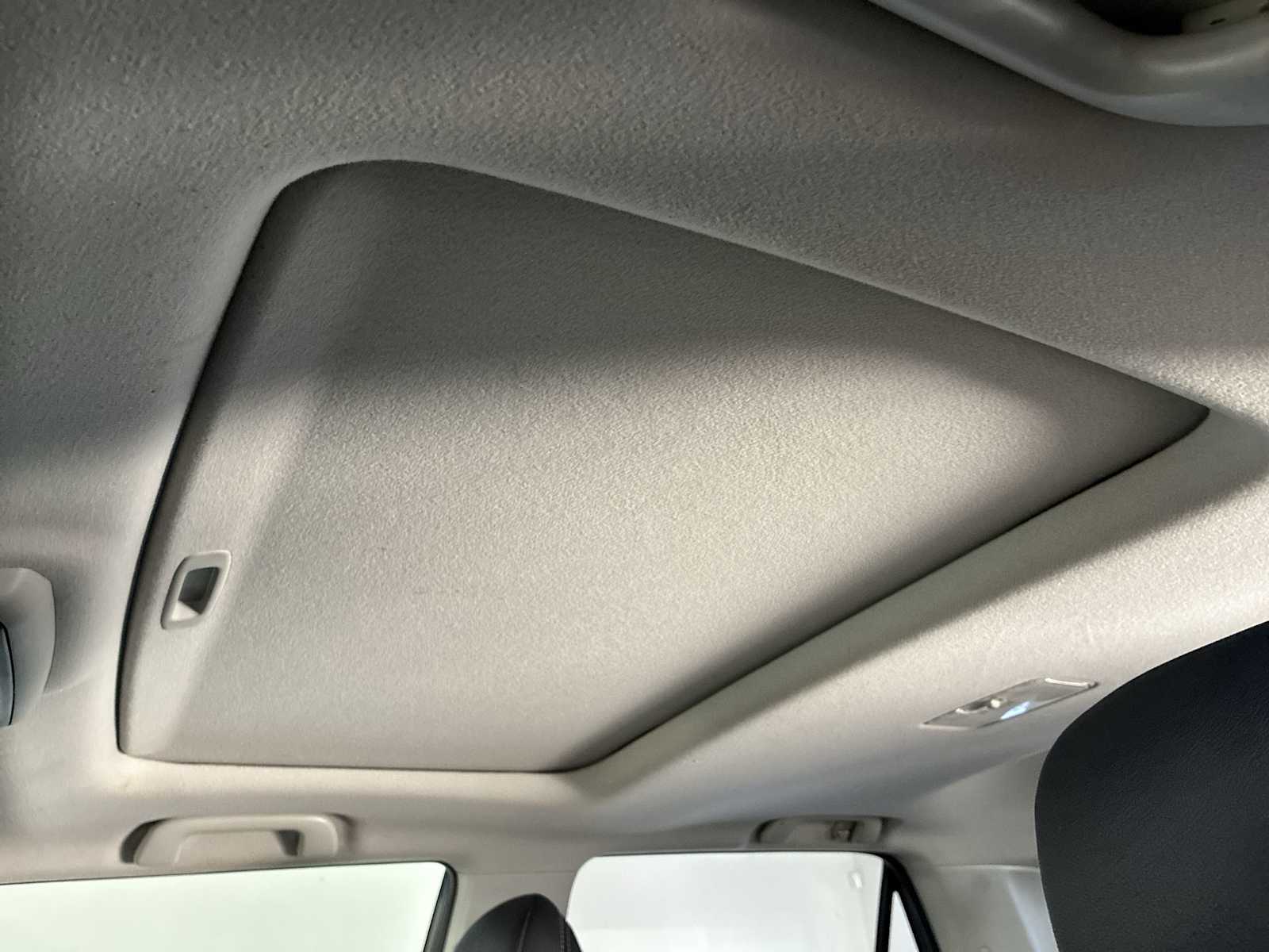 Thumbnail: 2019 Toyota 4Runner - 16