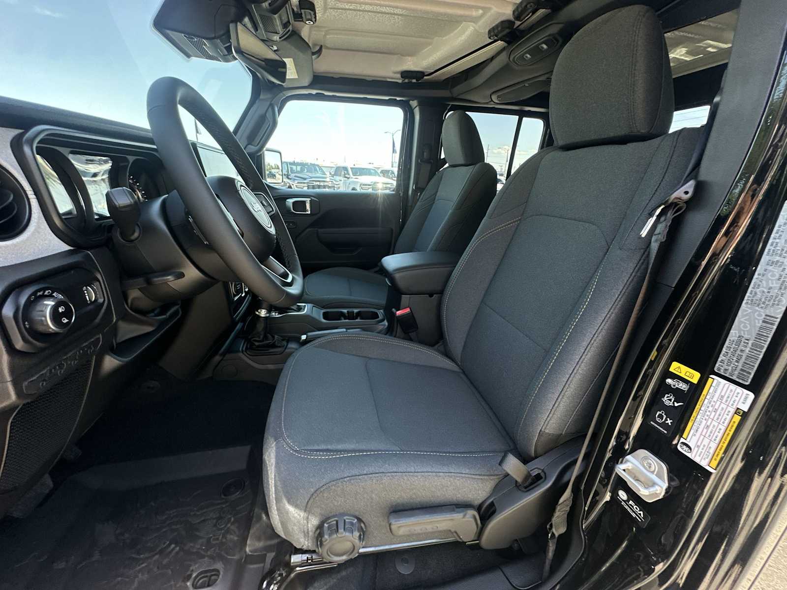 Thumbnail: 2025 Jeep Gladiator - 13