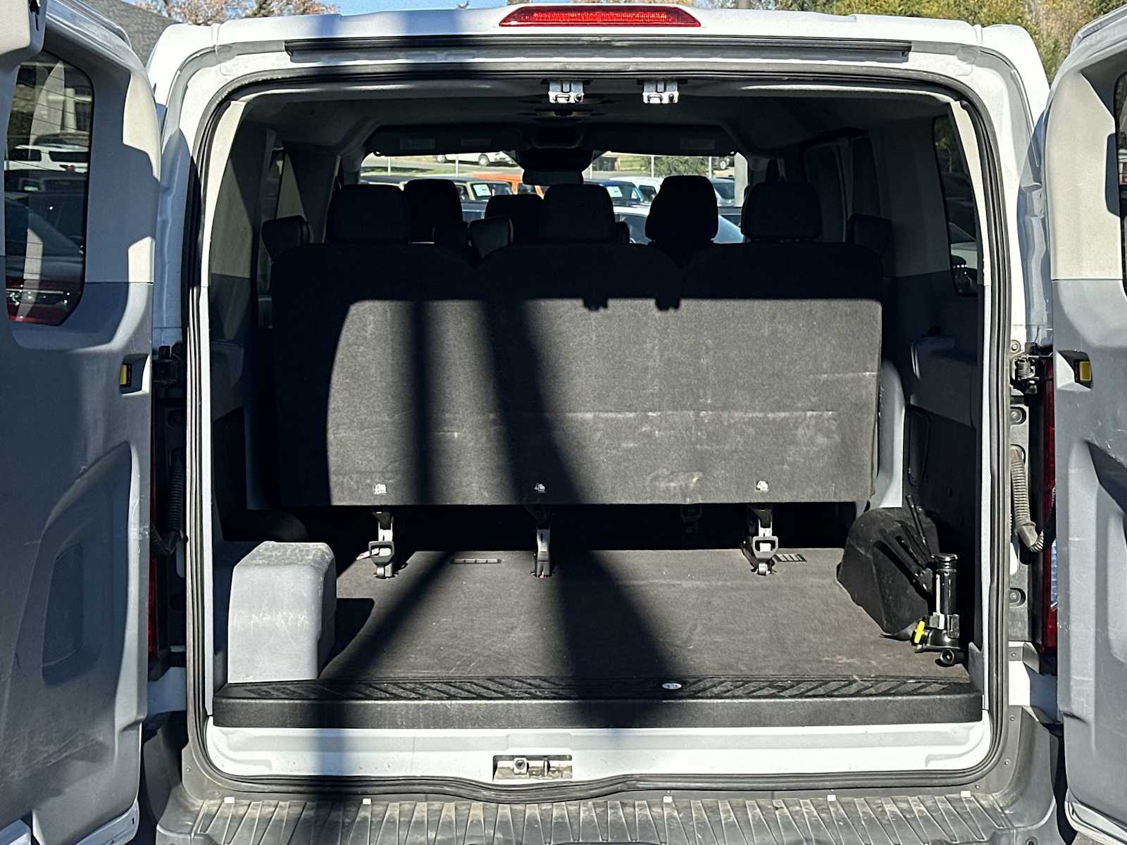 Thumbnail: 2017 Ford Transit Series - 18