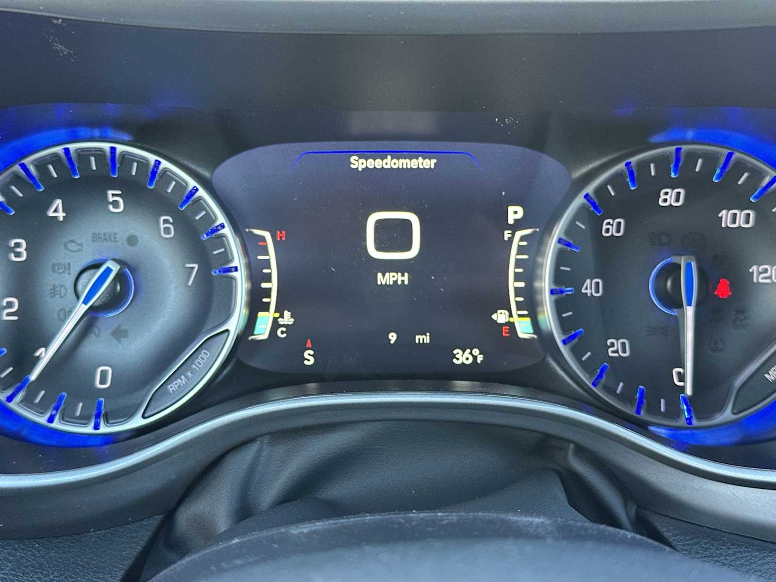 Thumbnail: 2026 Chrysler Pacifica - 10