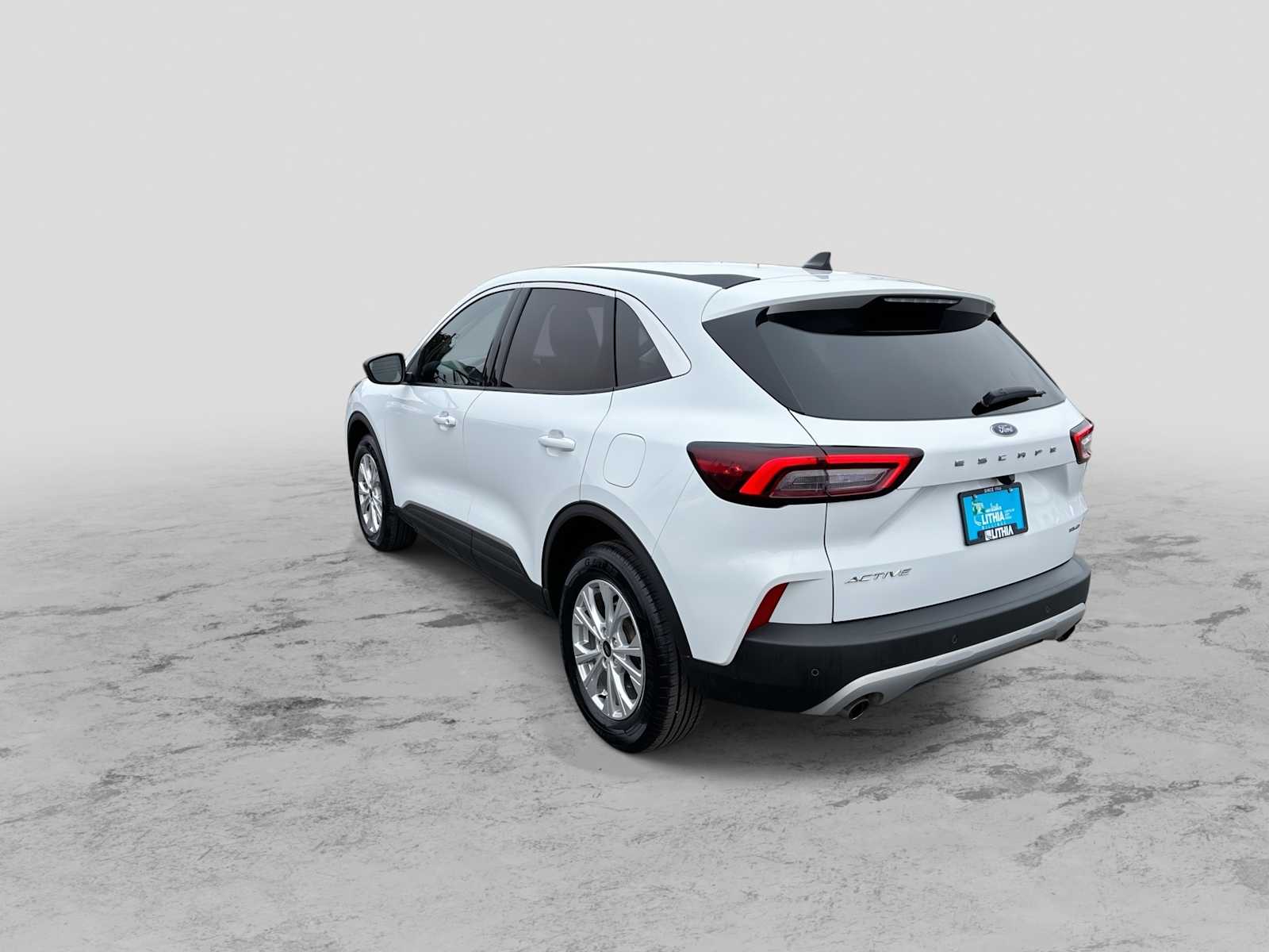 Thumbnail: 2023 Ford Escape - 6