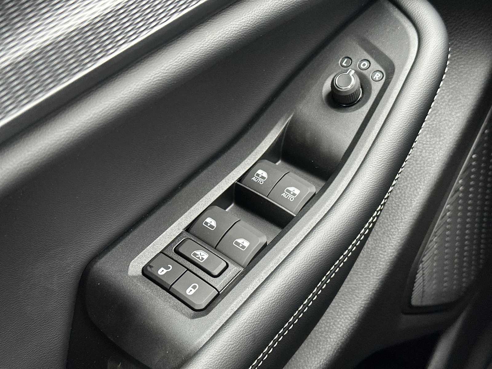 Thumbnail: 2025 Jeep Grand Cherokee - 15