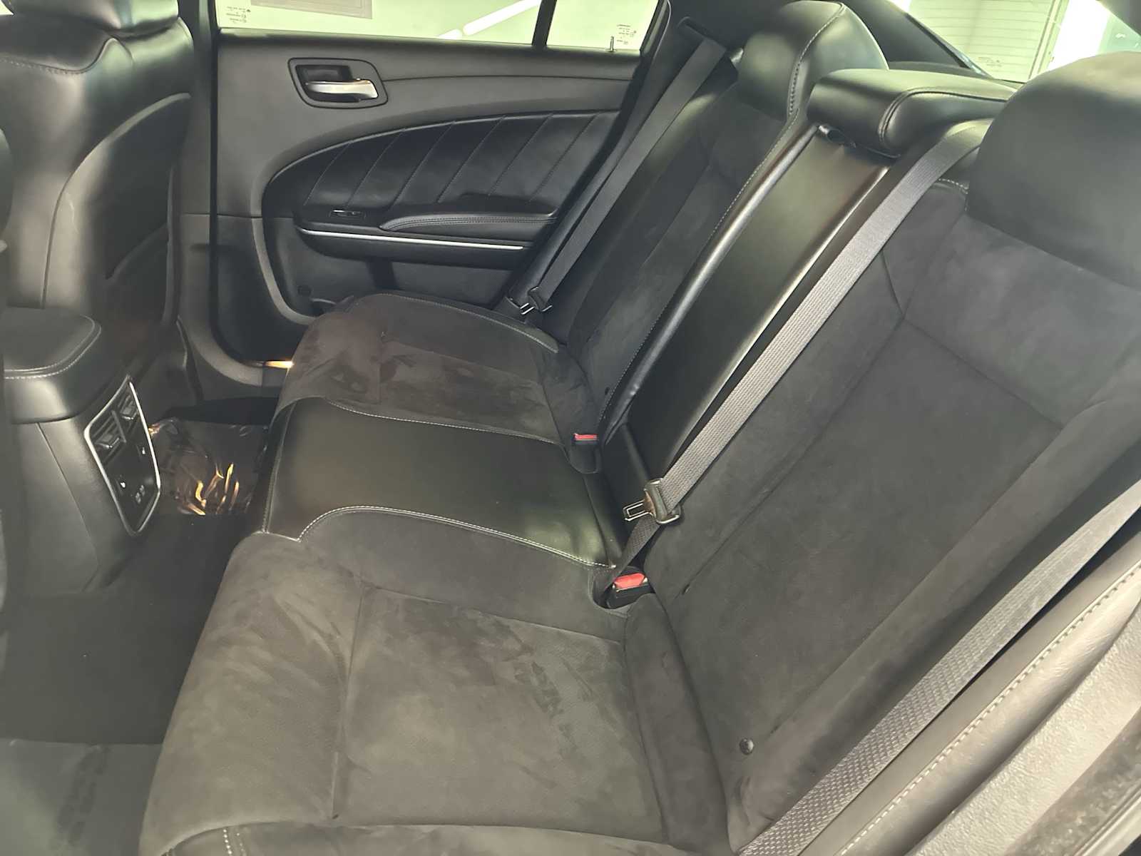 Thumbnail: 2022 Dodge Charger - 23