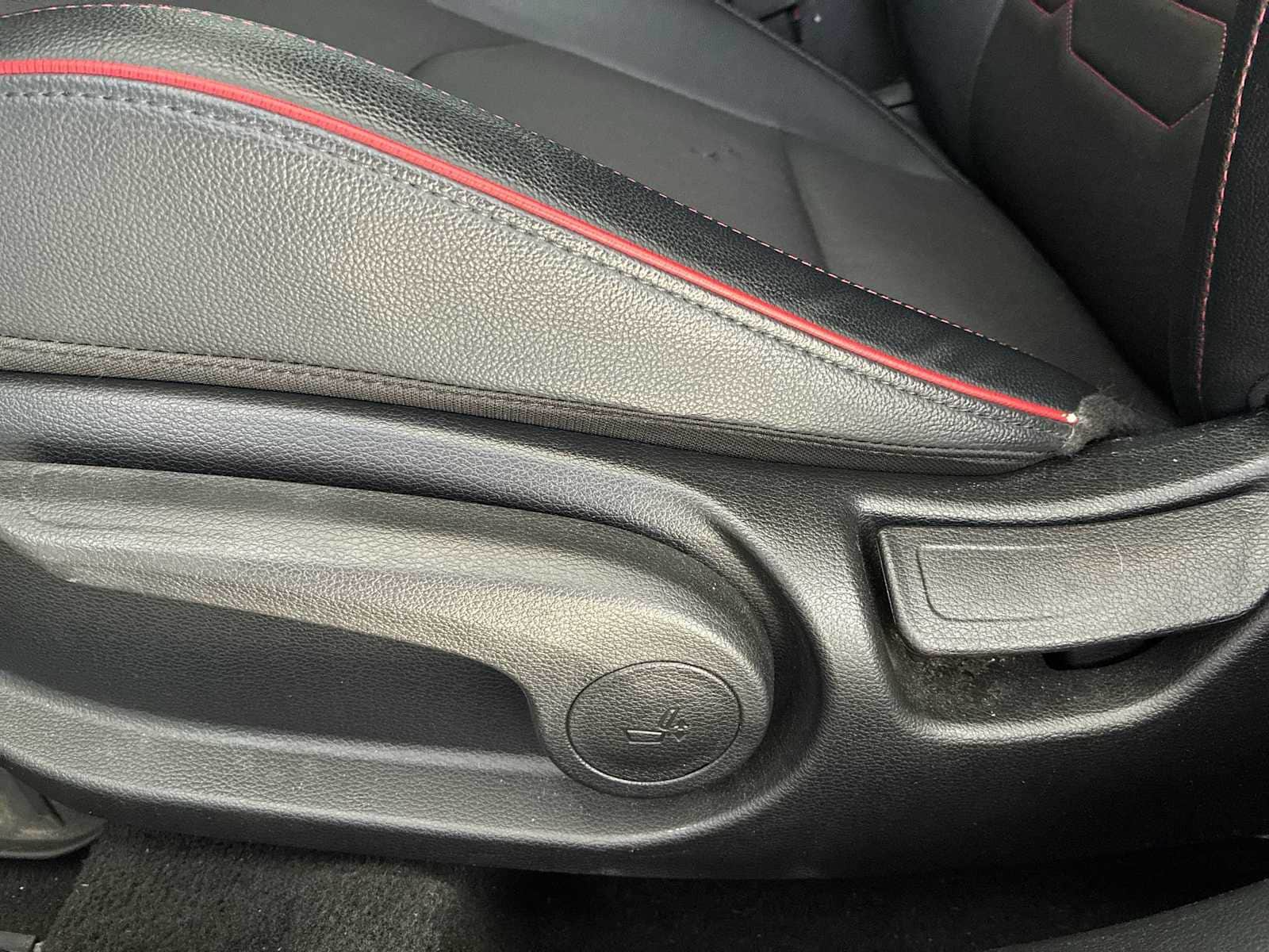 Thumbnail: 2023 Kia Forte - 14