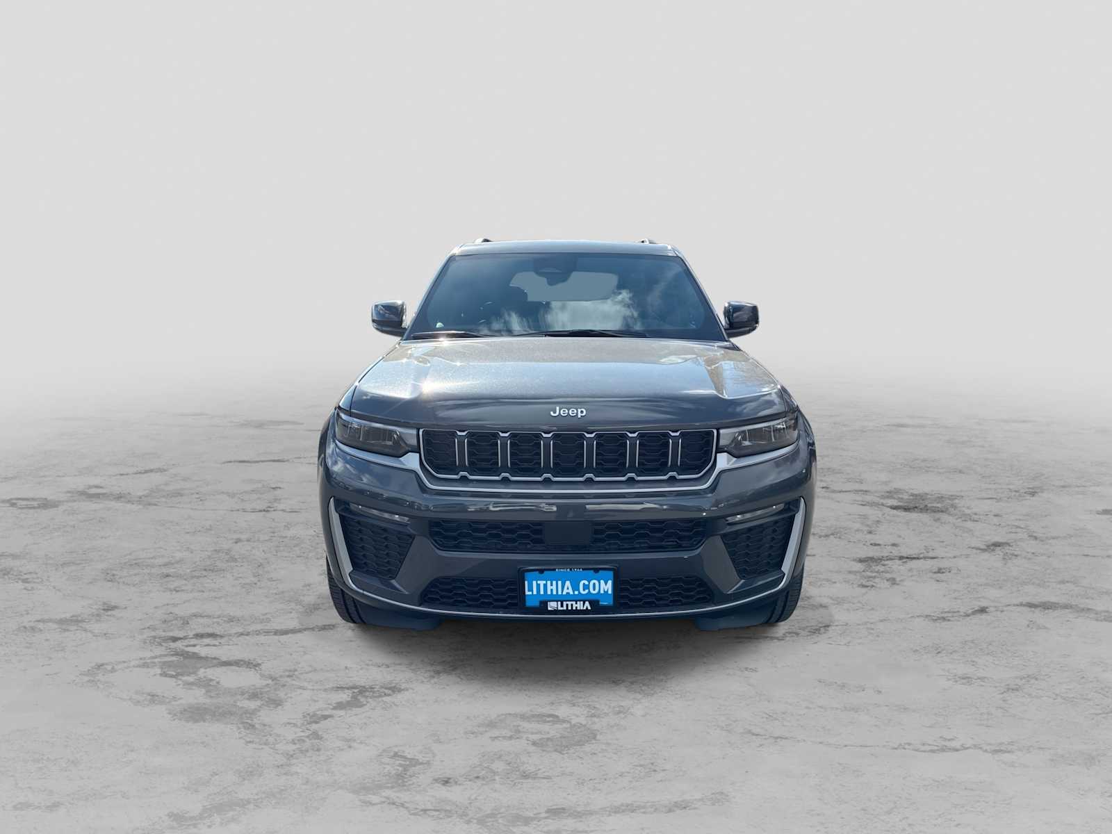 Thumbnail: 2026 Jeep Grand Cherokee - 3