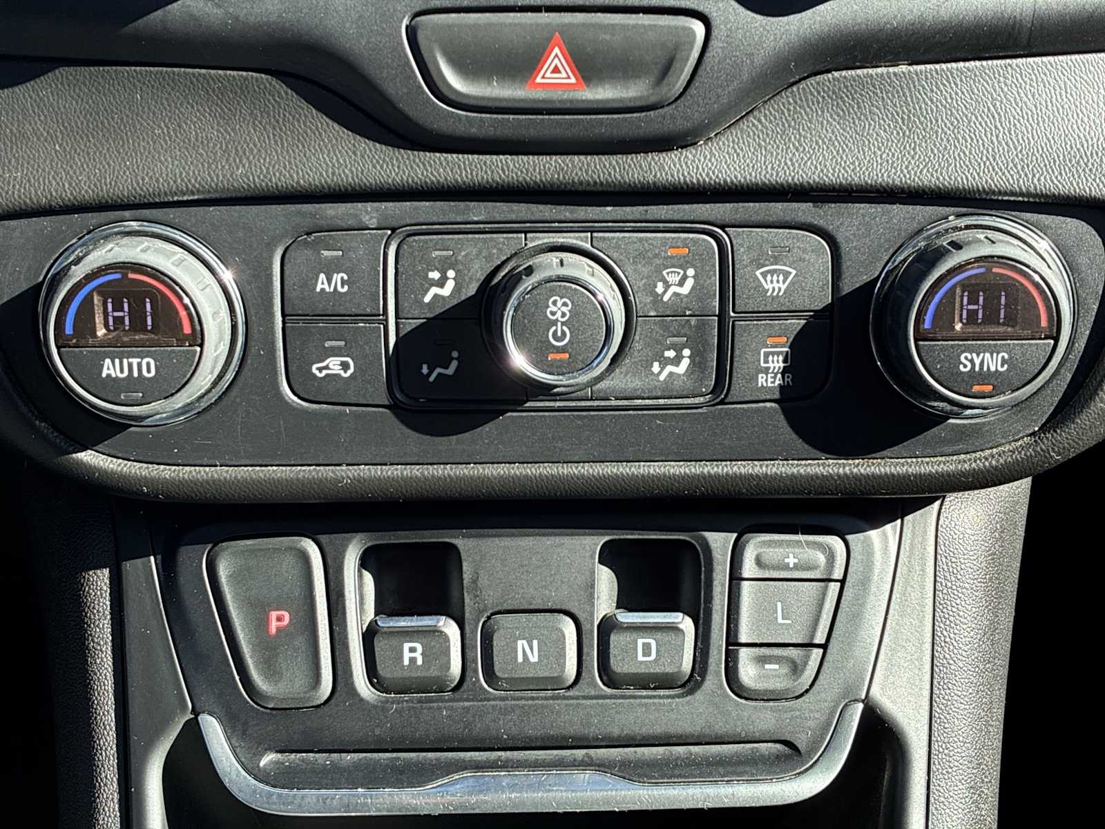 Thumbnail: 2021 GMC Terrain - 16