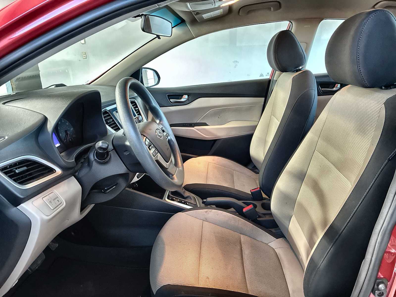 Thumbnail: 2022 Hyundai Accent - 13