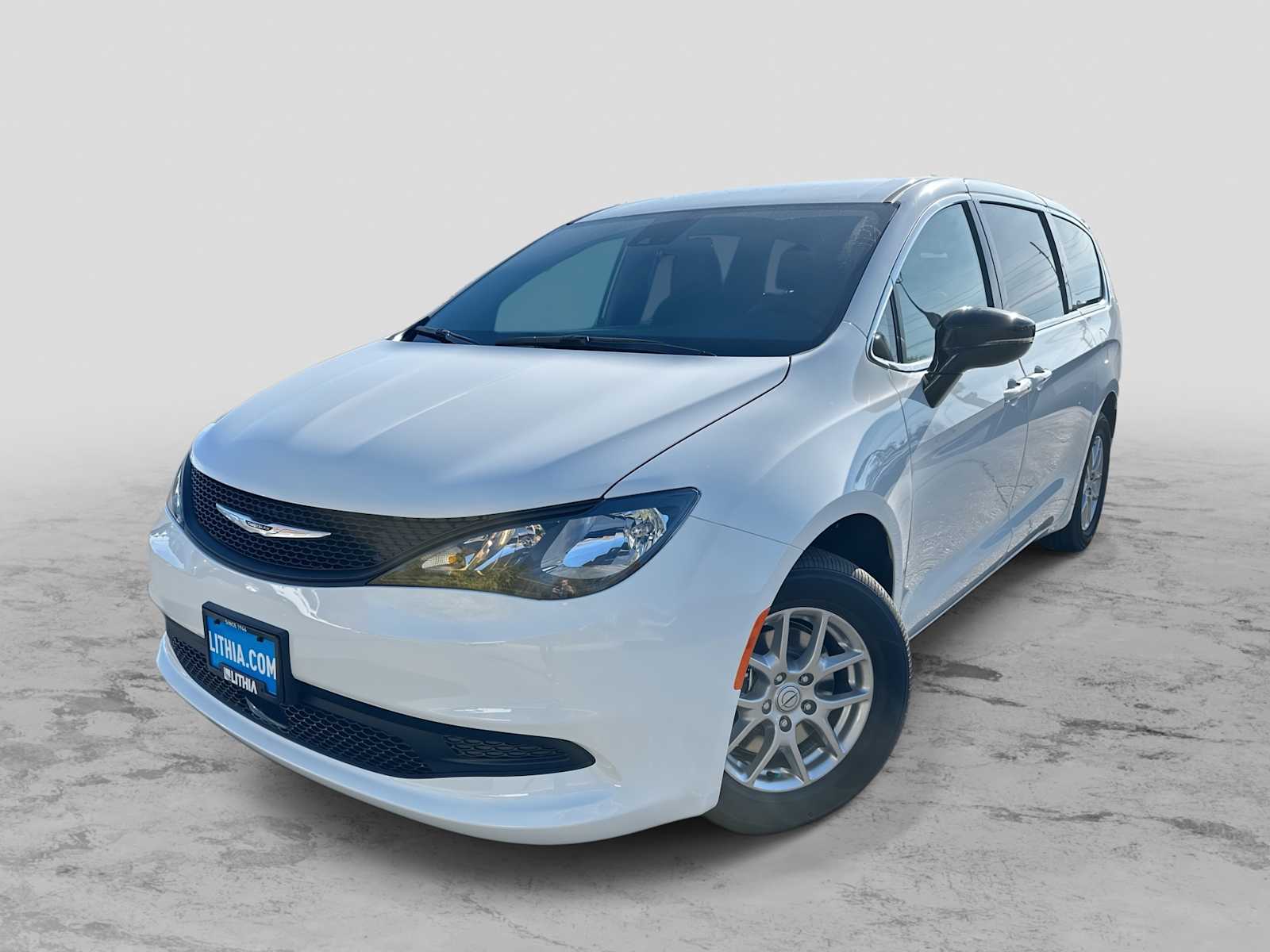 2026 Chrysler Voyager LX's photo