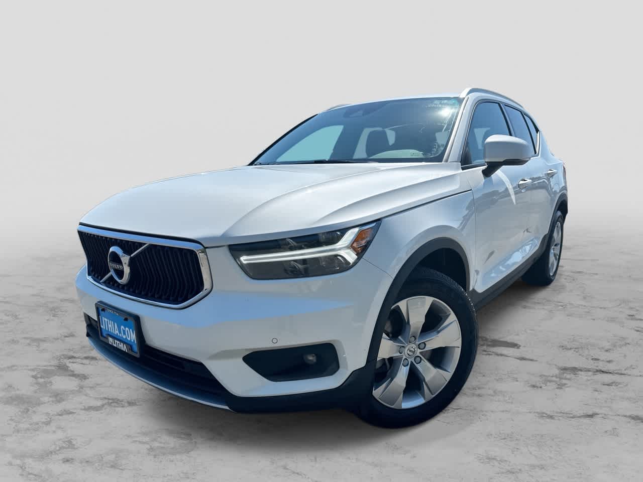 2022 Volvo XC40 T5 Momentum -
                  Billings, MT