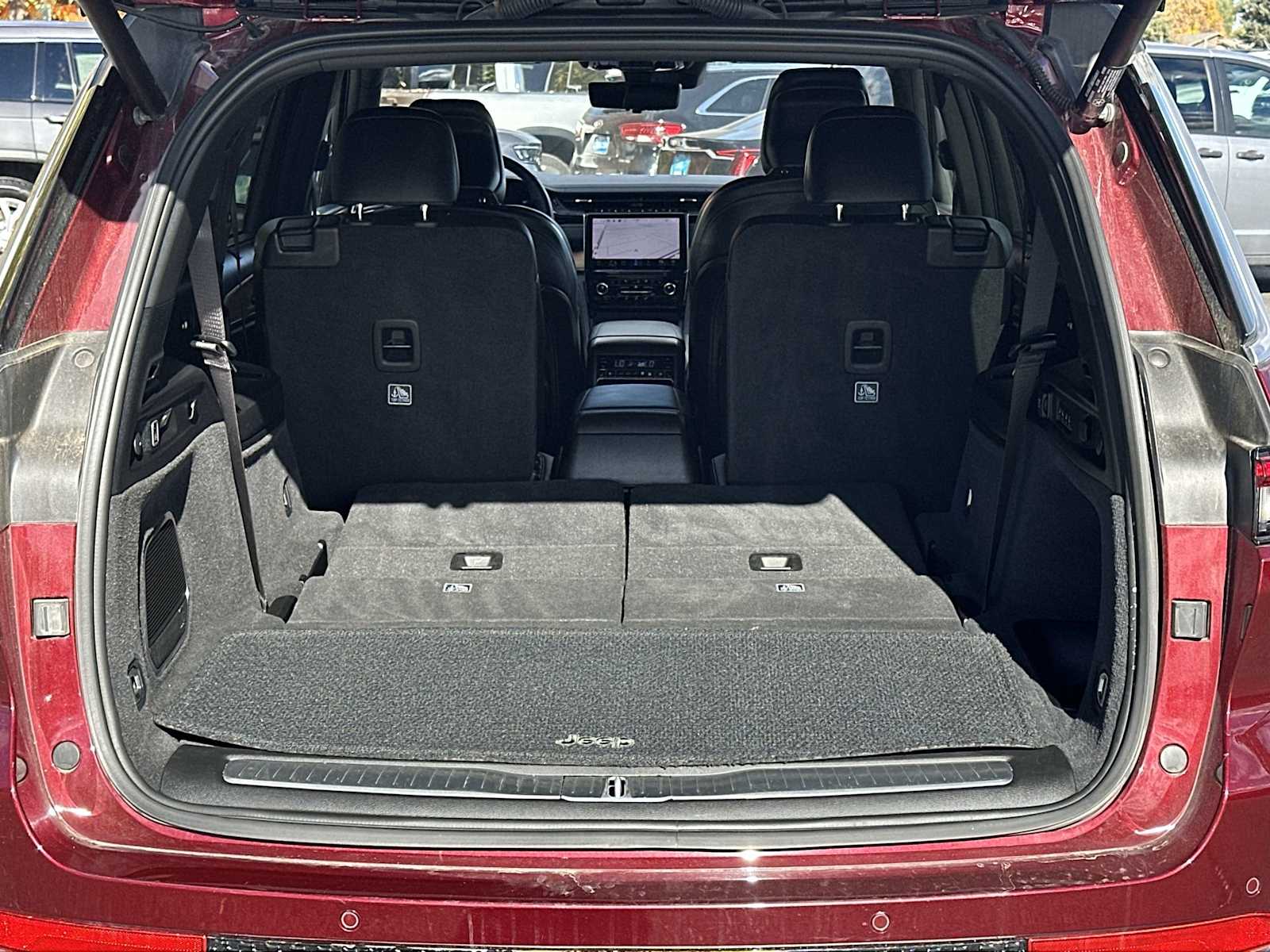 Thumbnail: 2023 Jeep Grand Cherokee - 20