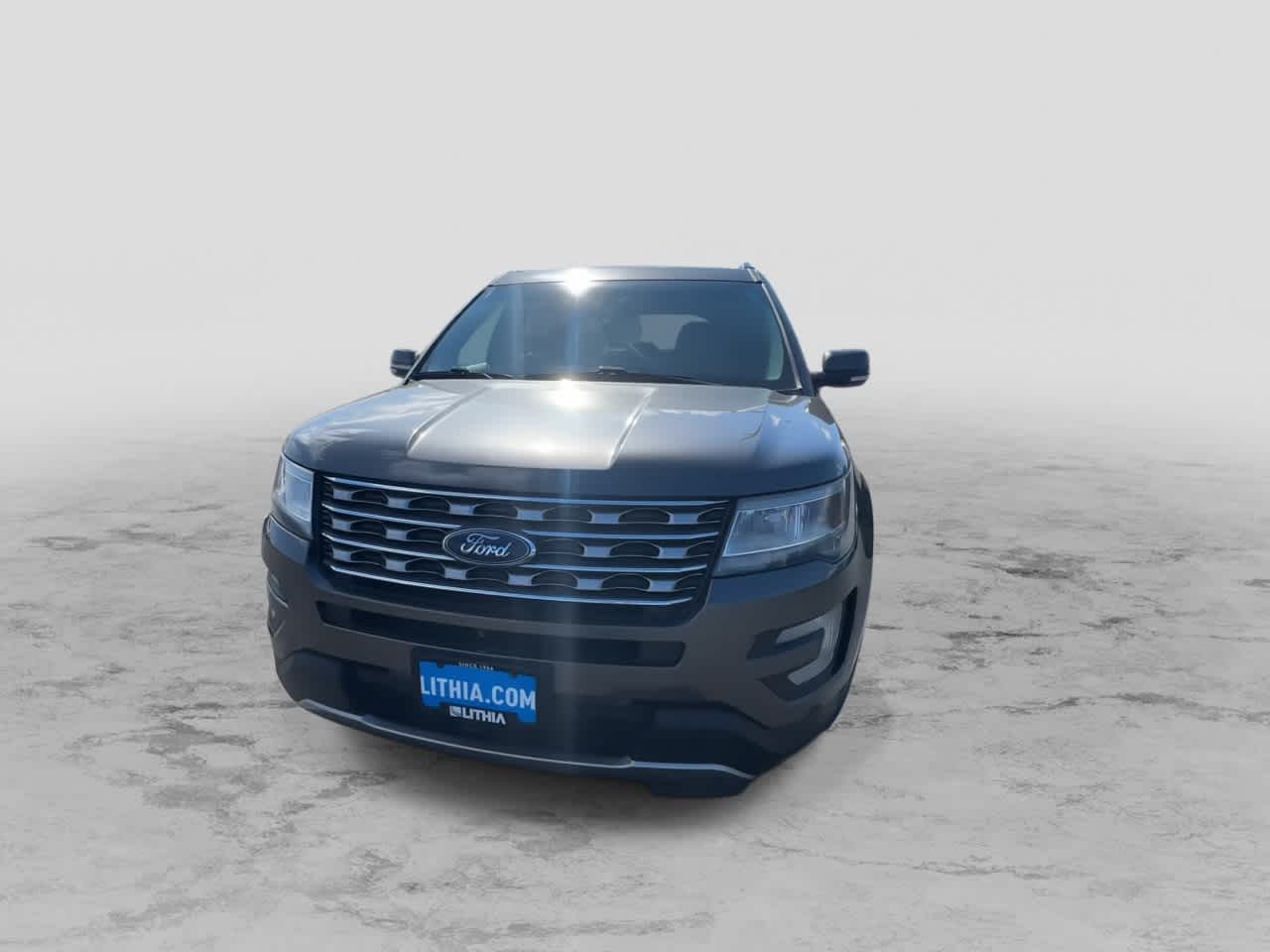 Thumbnail: 2016 Ford Explorer - 3