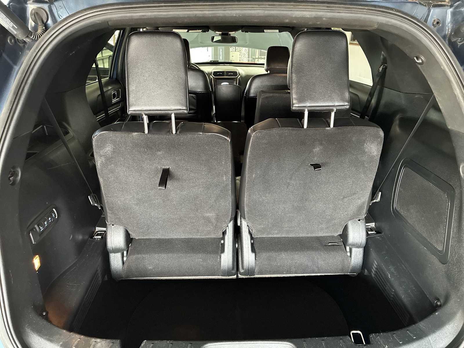 Thumbnail: 2018 Ford Explorer - 21