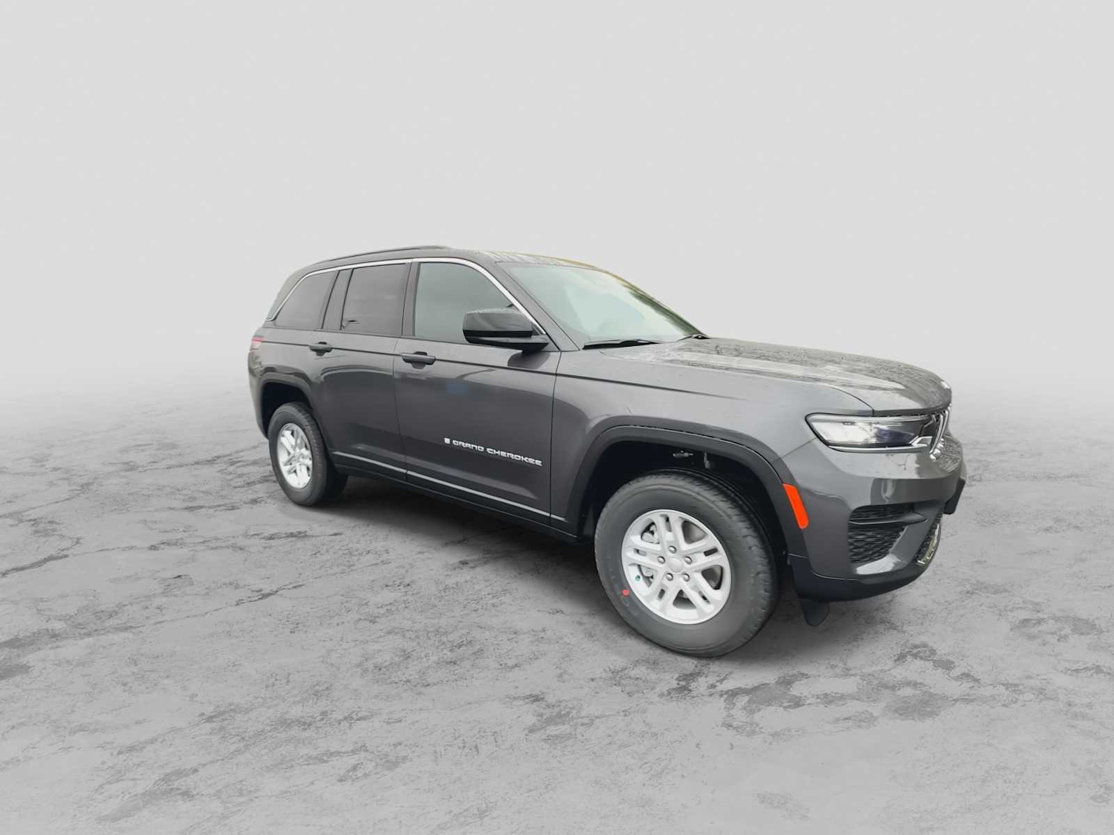 Thumbnail: 2025 Jeep Grand Cherokee - 2