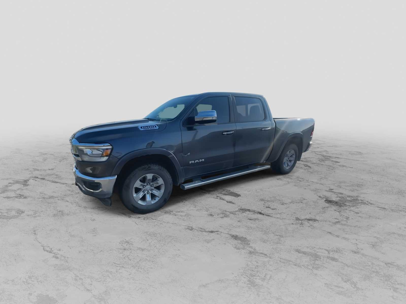 2022 Ram 1500 Laramie photo 3