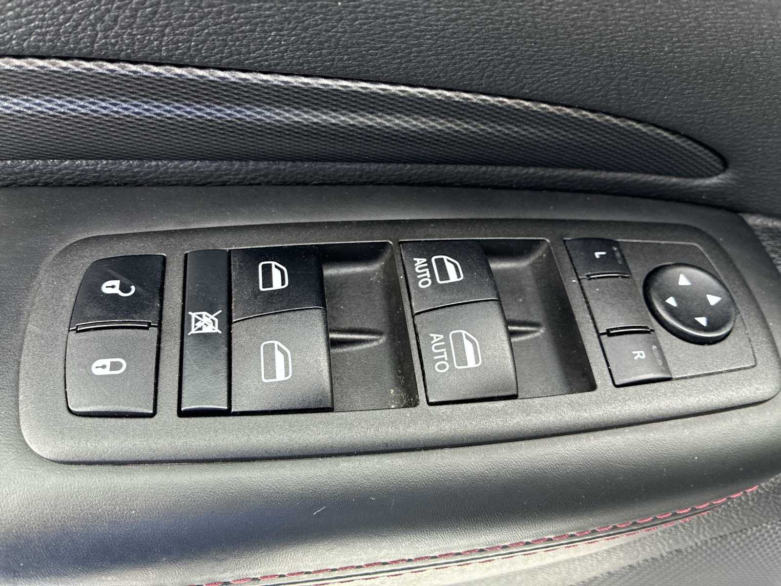 Thumbnail: 2022 Dodge Durango - 15