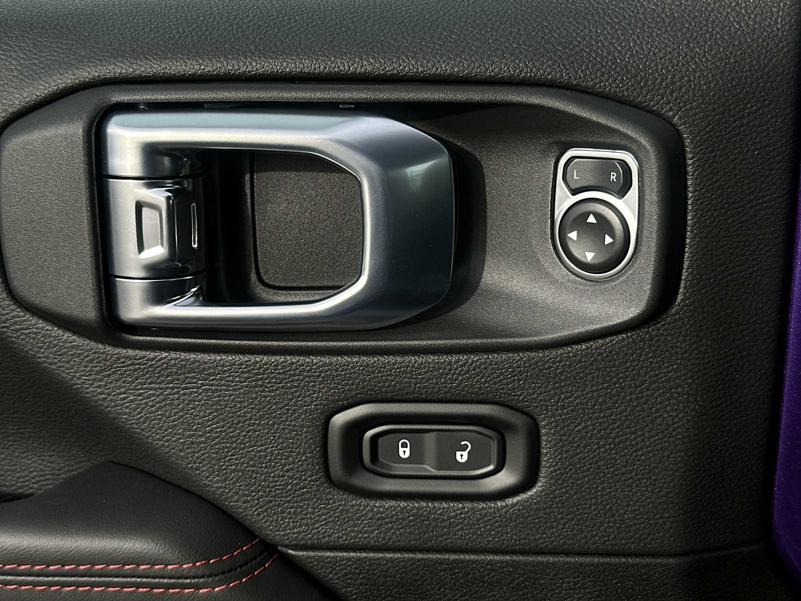 Thumbnail: 2026 Jeep Wrangler - 15