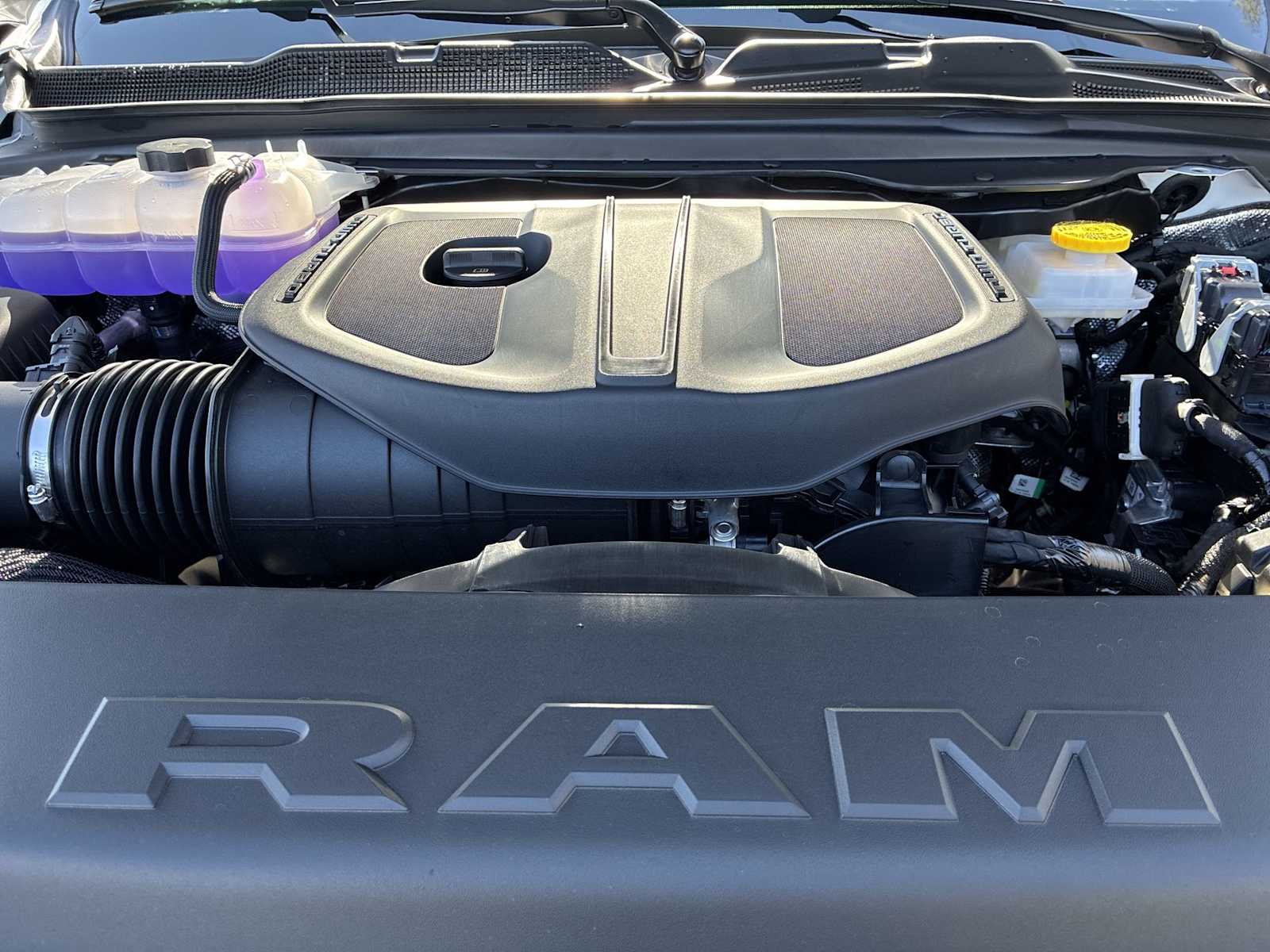 Thumbnail: 2026 RAM 1500 - 17