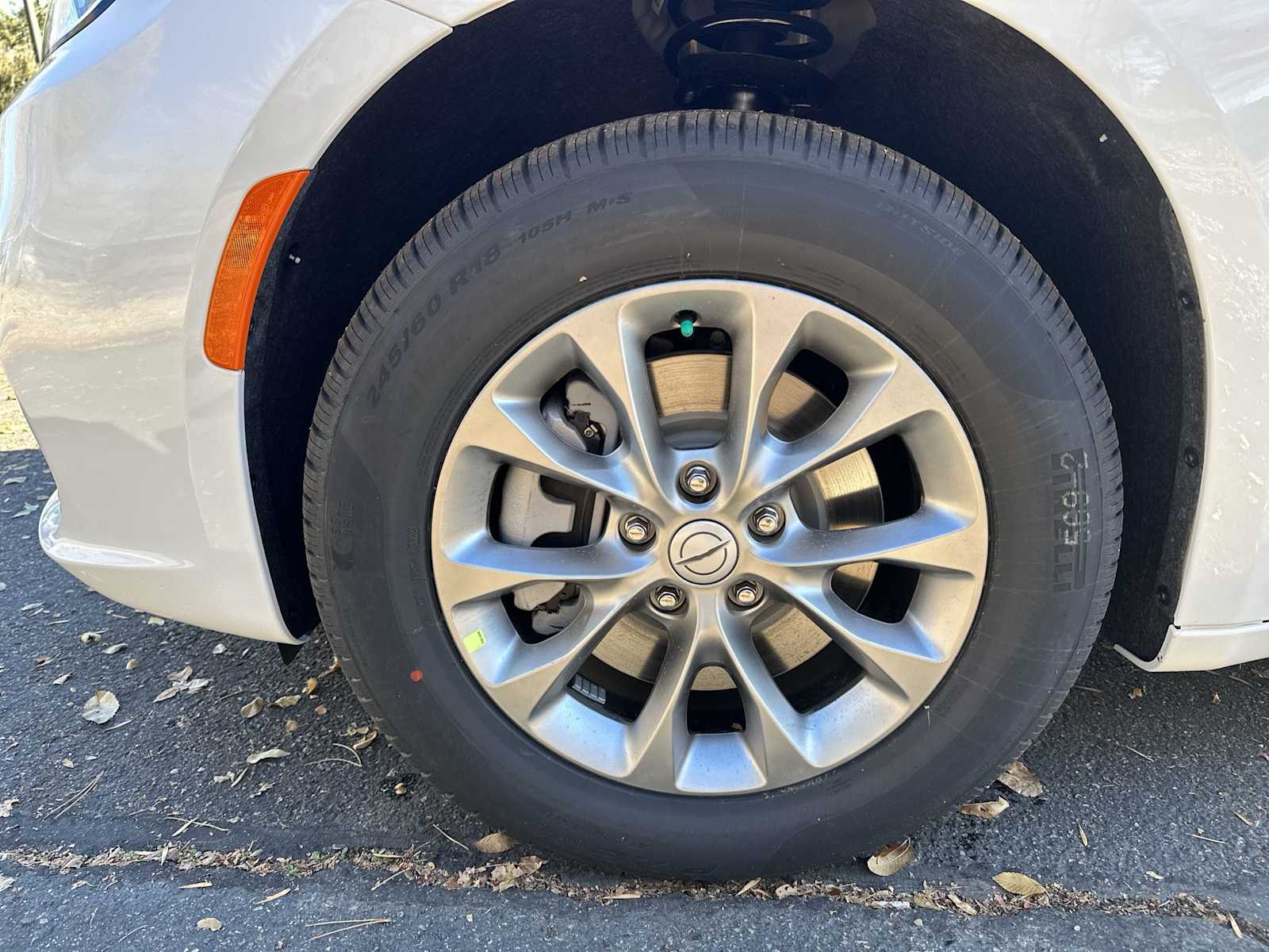 Thumbnail: 2026 Chrysler Pacifica - 17