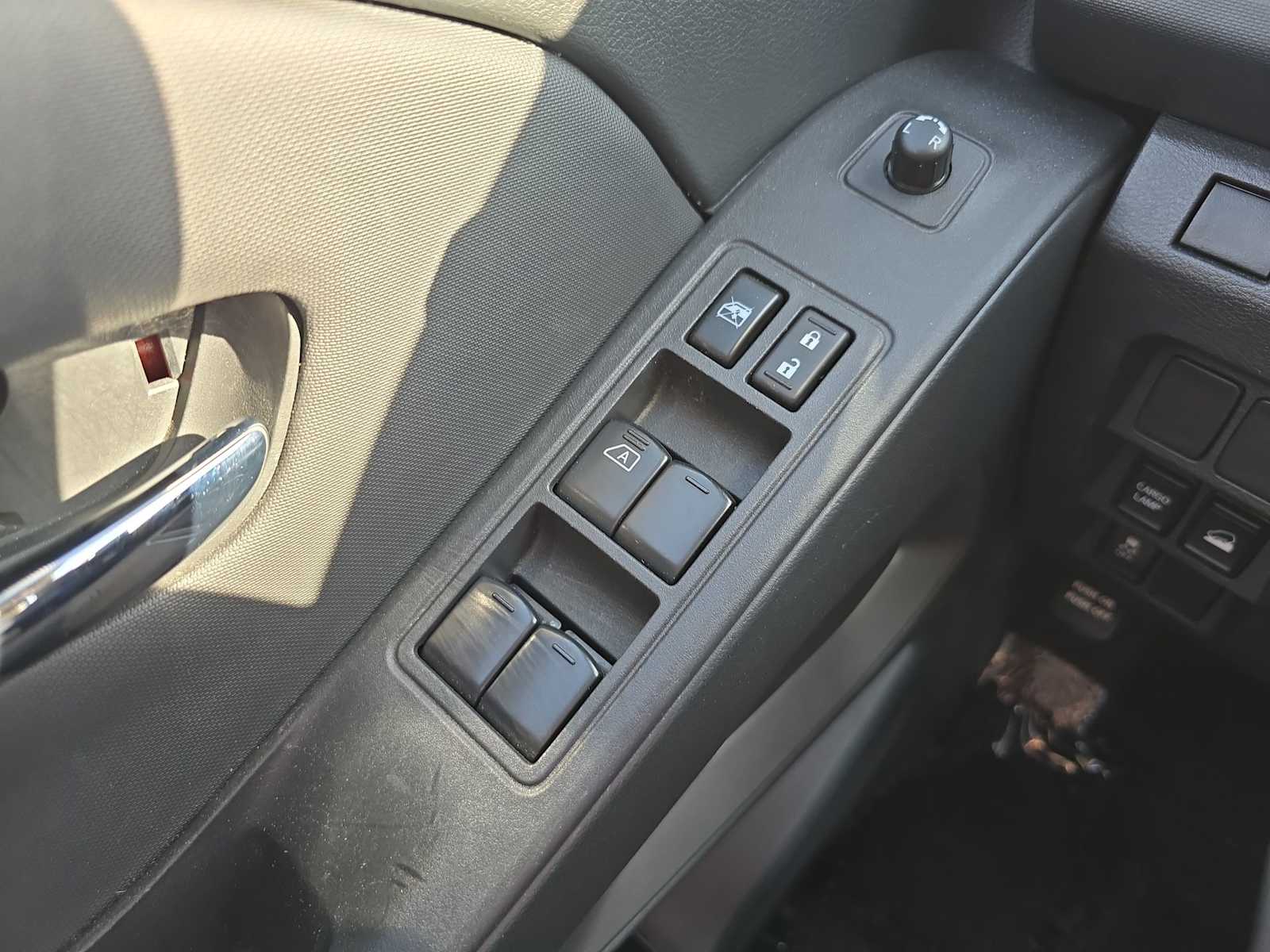 Thumbnail: 2023 Nissan Frontier - 15