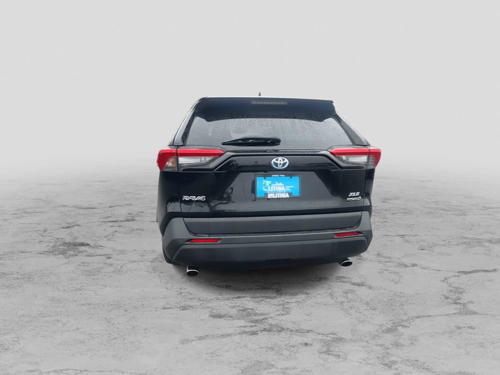 Thumbnail: 2022 Toyota RAV4 - 7