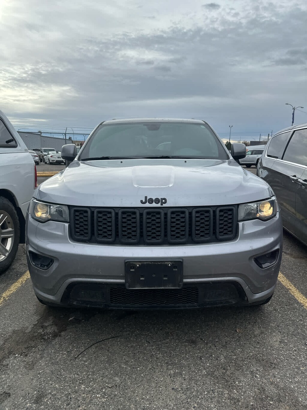 Used 2019 Jeep Grand Cherokee Altitude SUV