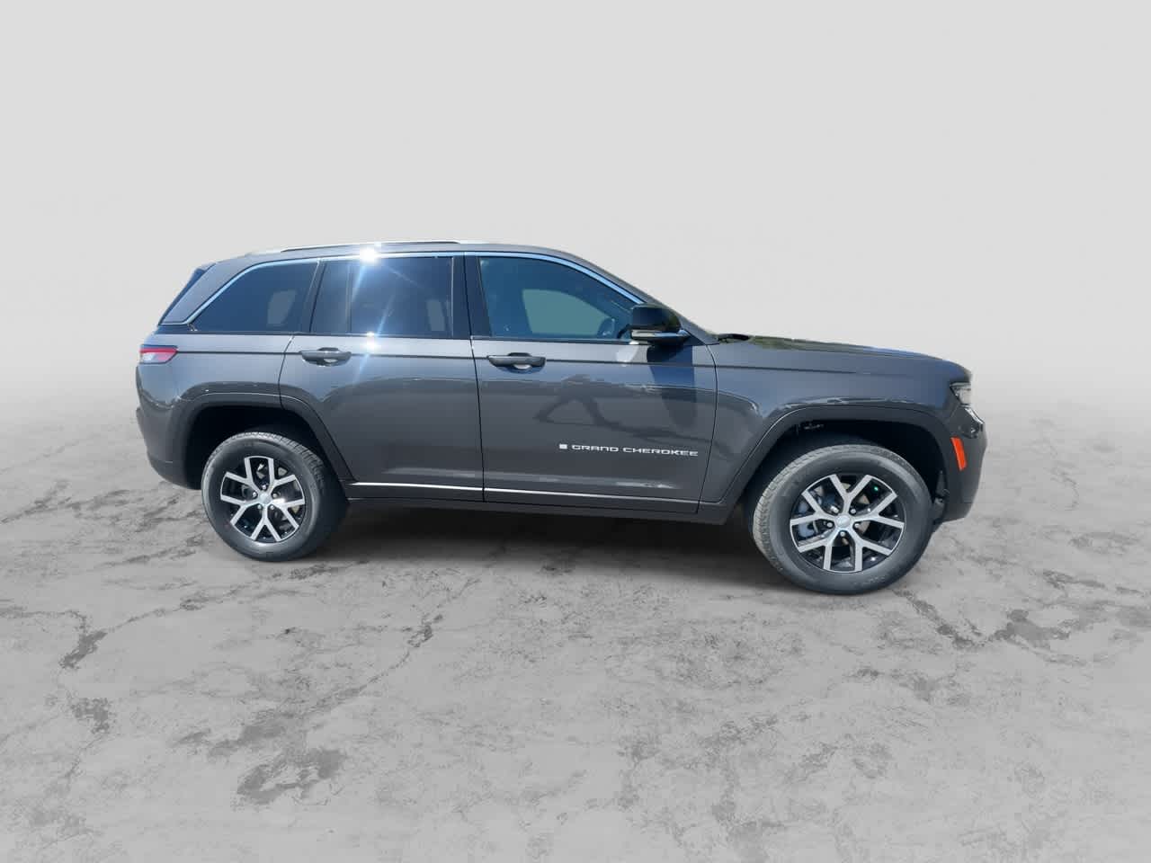 Thumbnail: 2025 Jeep Grand Cherokee - 9