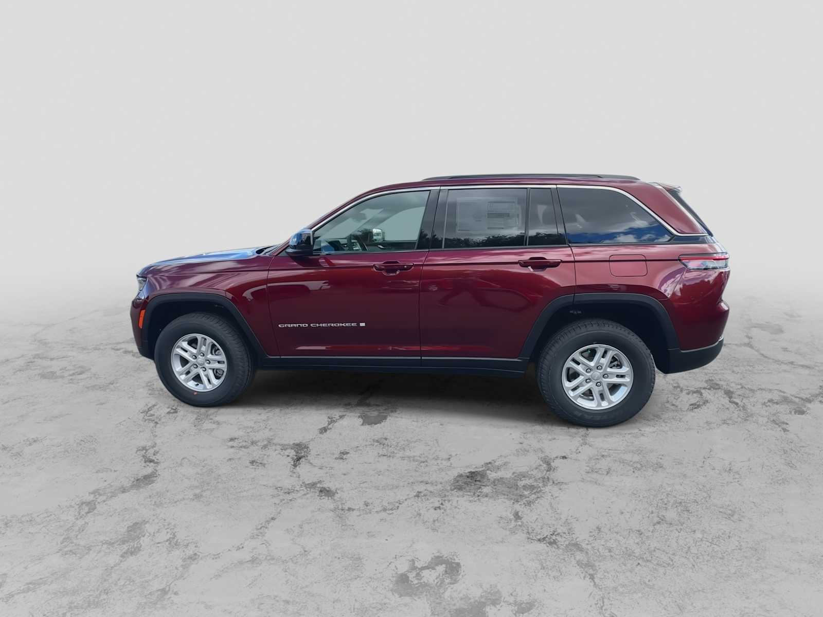 Thumbnail: 2025 Jeep Grand Cherokee - 5