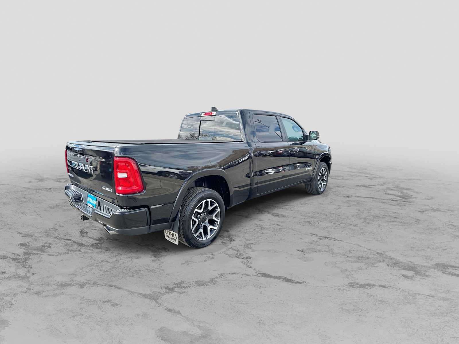 Thumbnail: 2025 RAM 1500 - 8