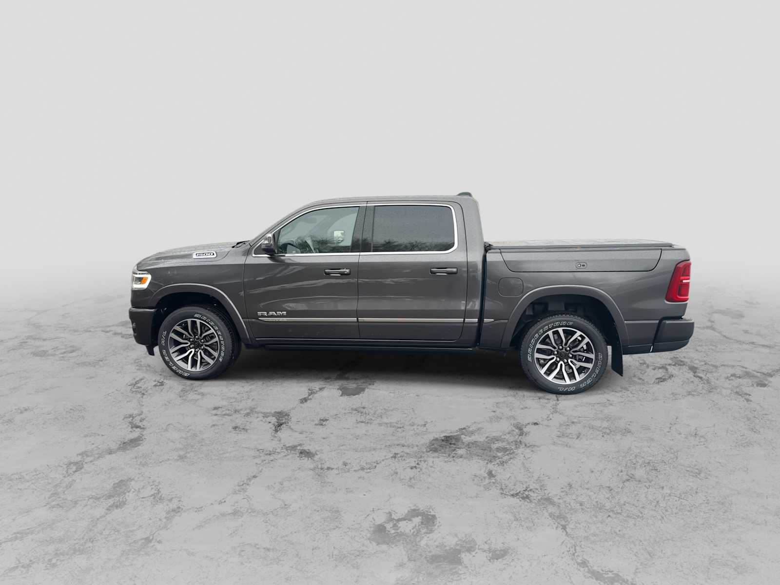 Thumbnail: 2026 RAM 1500 - 5