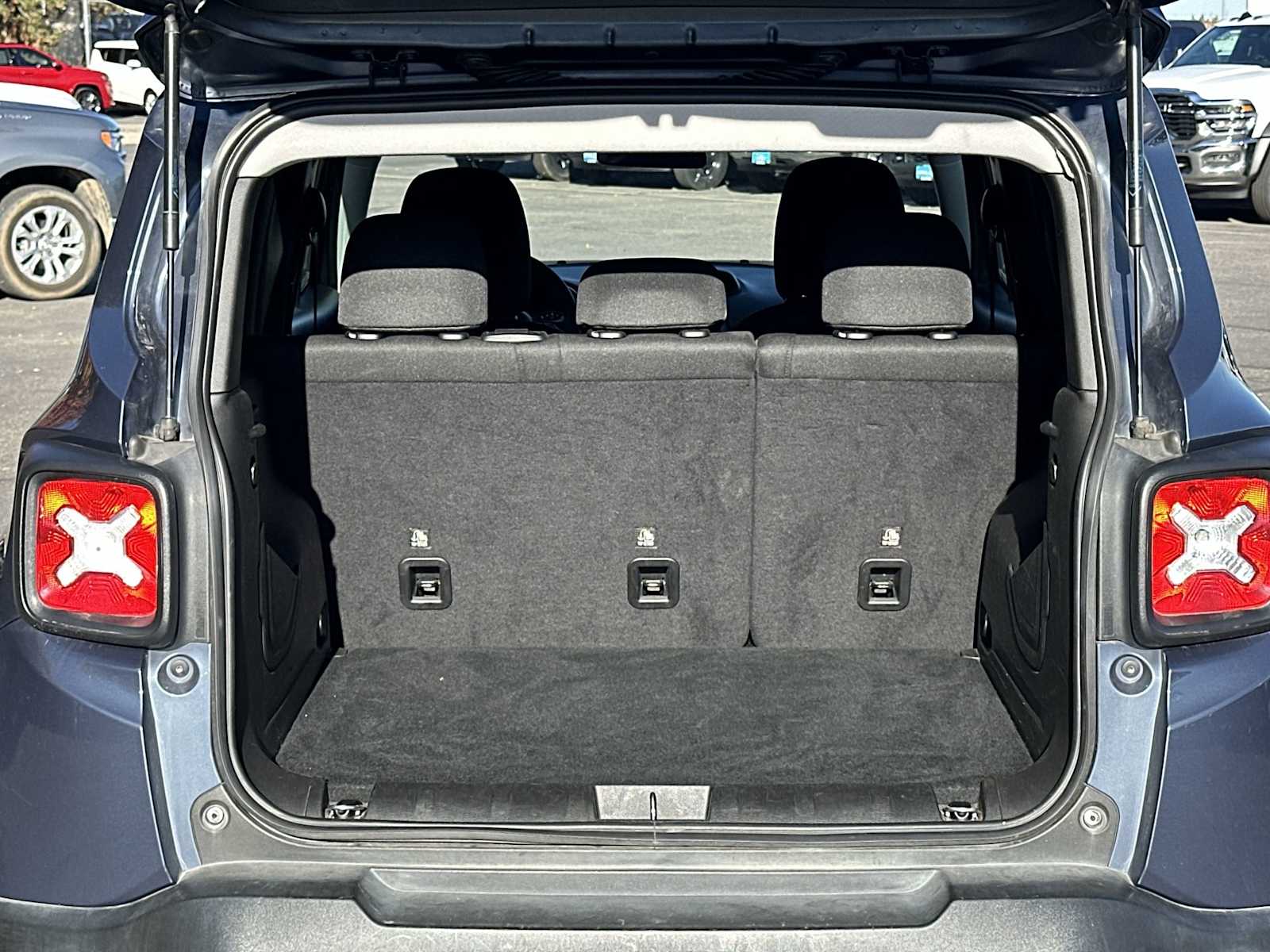 Thumbnail: 2023 Jeep Renegade - 19