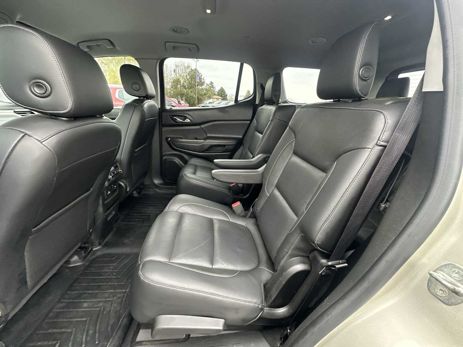 Thumbnail: 2017 GMC Acadia - 22